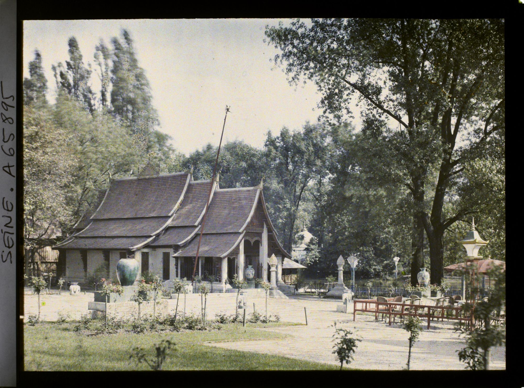 Image représentant L'Exposition Coloniale Internationale de 1931, le pavillon du Laos