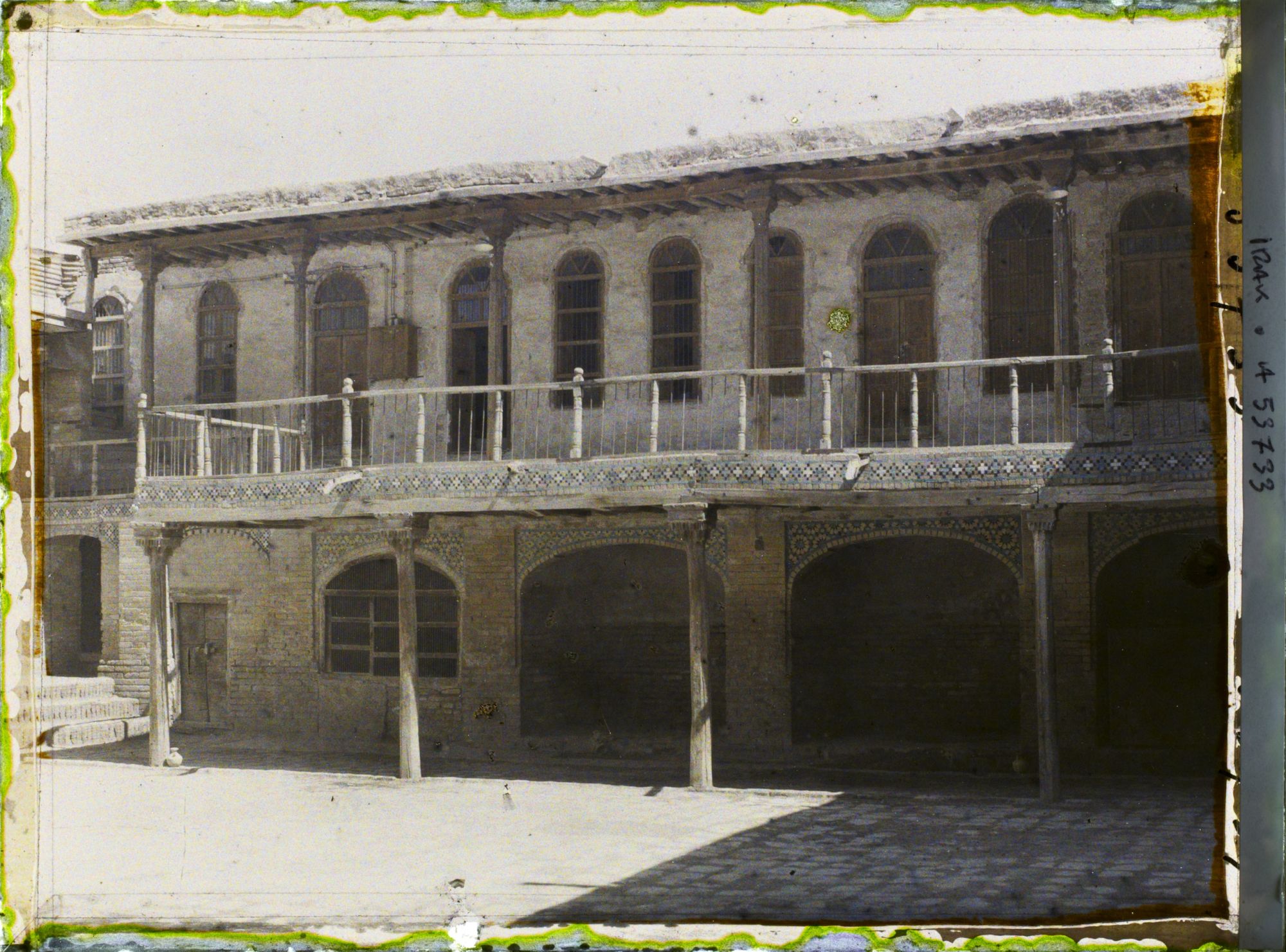 Image représentant Cour d'une mosquée