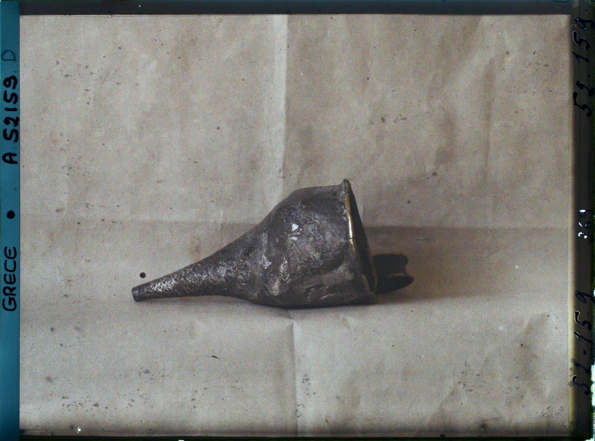 Image représentant Vase (à boire : Rhyton ?) ciselé, provenant de Mycènes