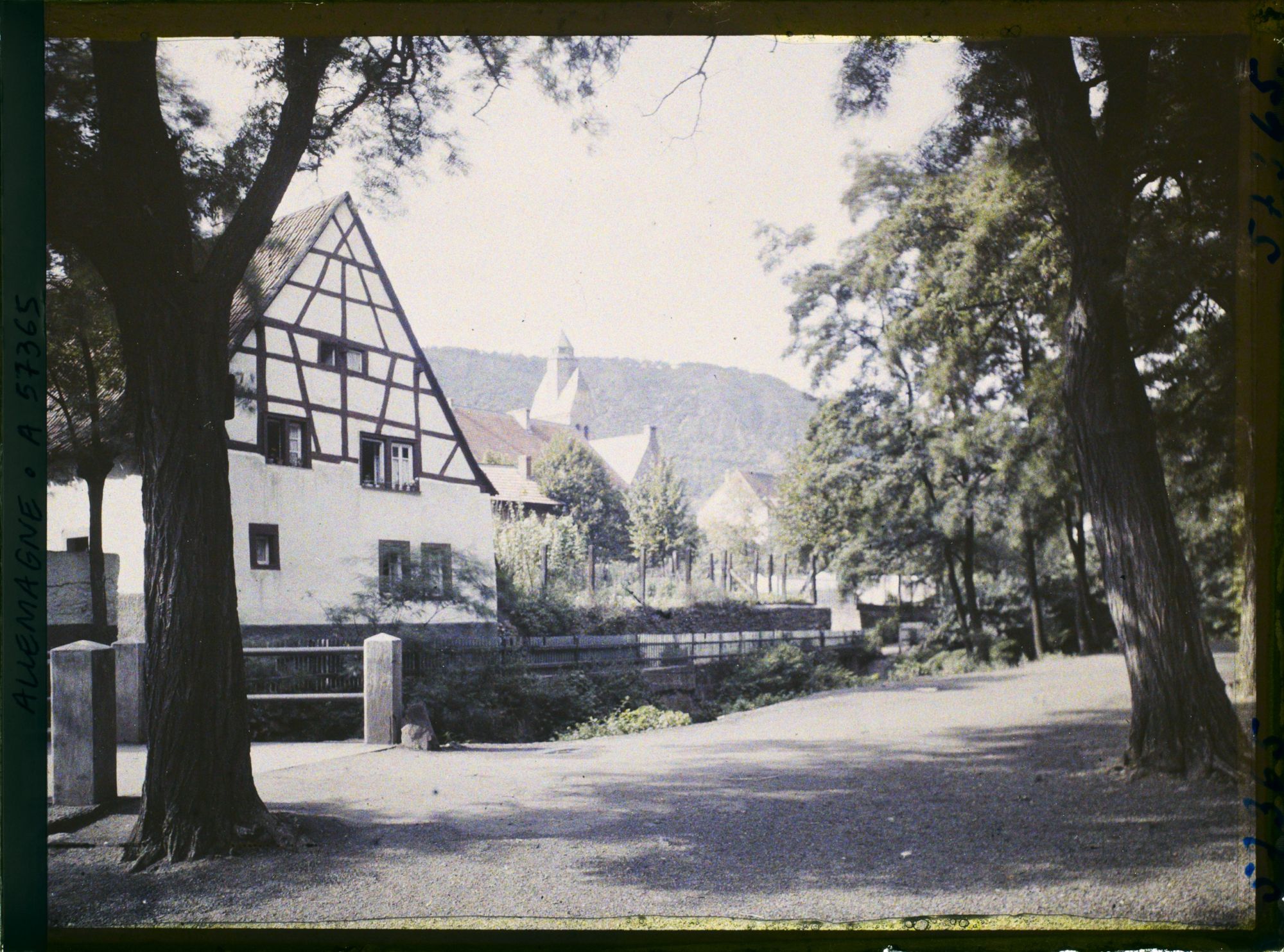 Image représentant Bords du Rhin, Badmünster, Paysages divers
