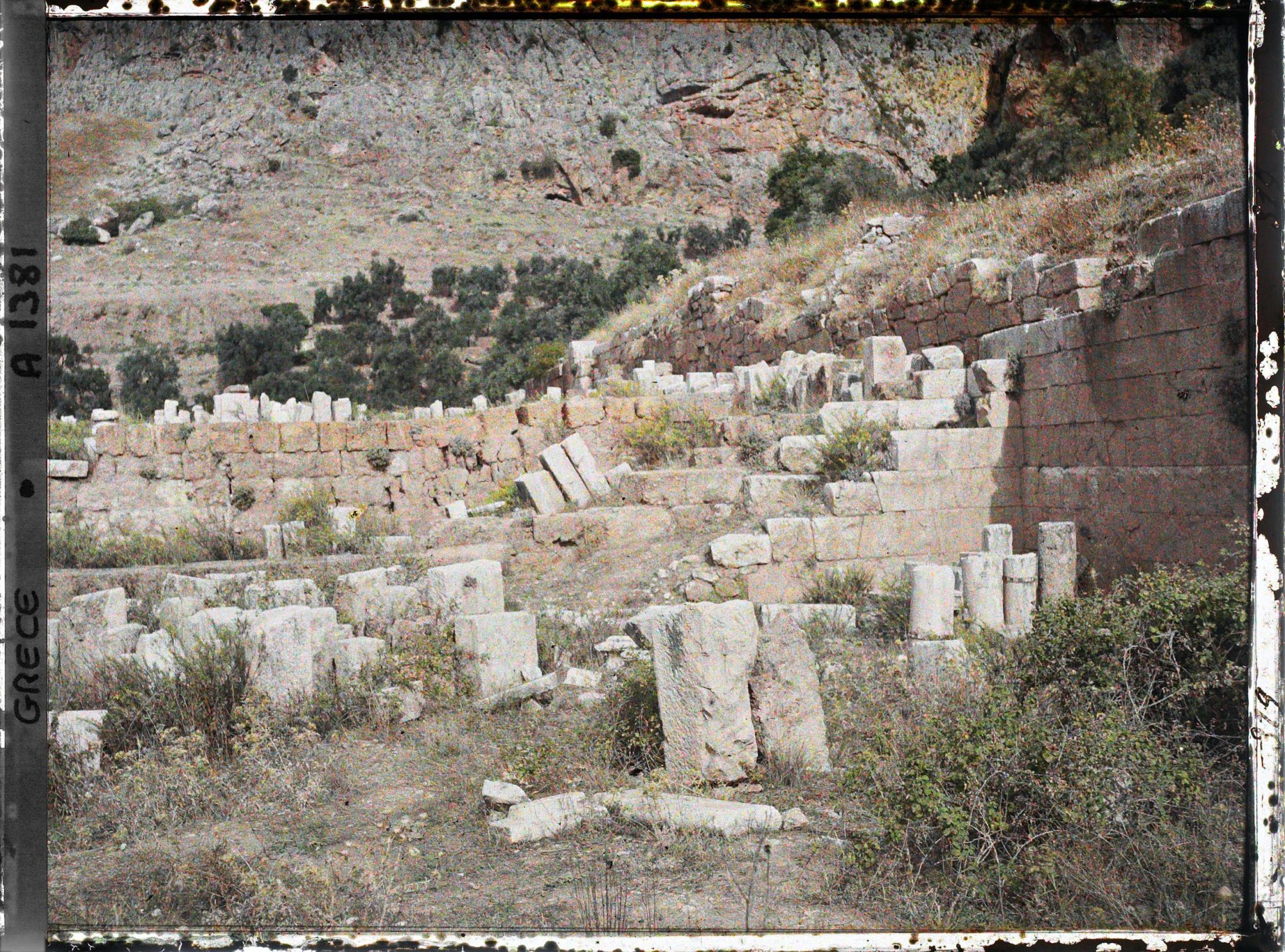 Image représentant Vestiges du Gymnase (ou du sanctuaire de Marmaria)