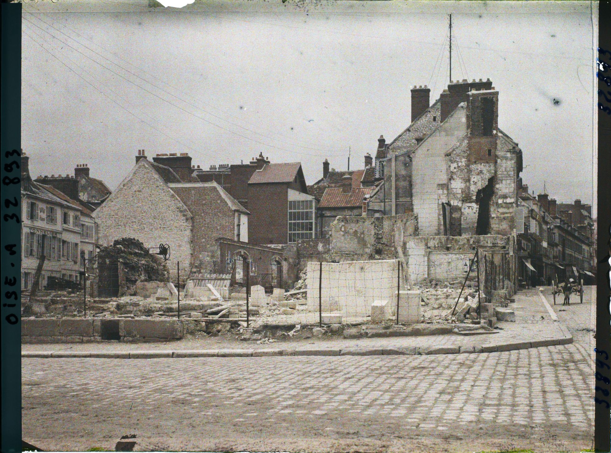 Image représentant France, Compiègne, Ruines et Reconstructions rue St Corneil