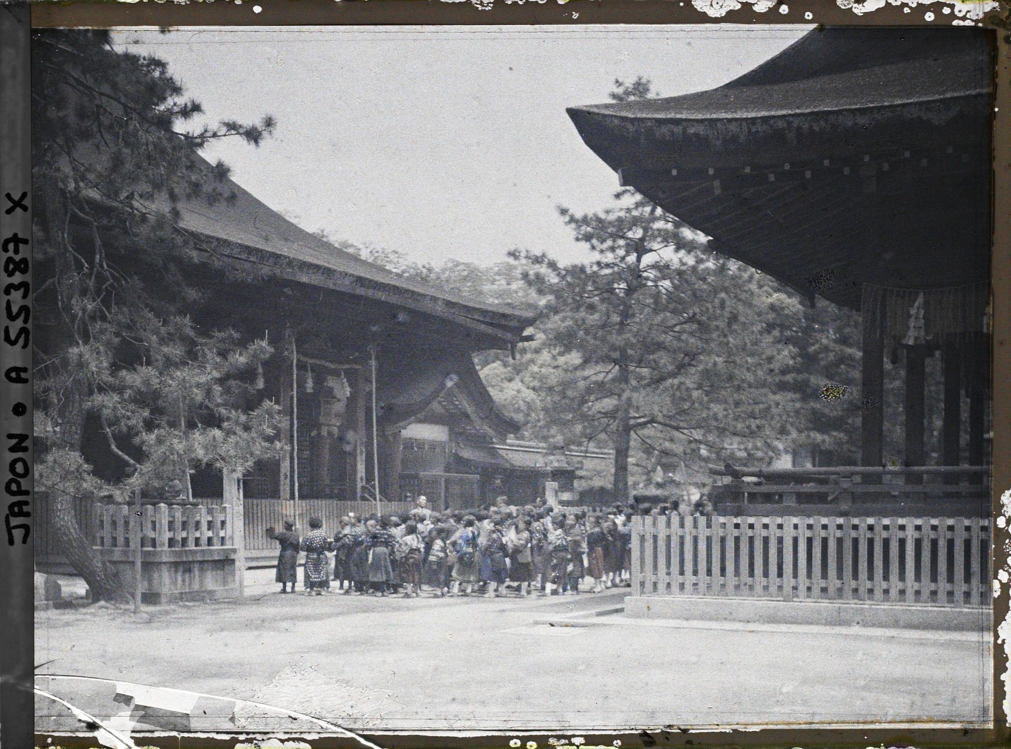 Image représentant Le sanctuaire Yasaka-jinja (appelé également Gion-jinja),