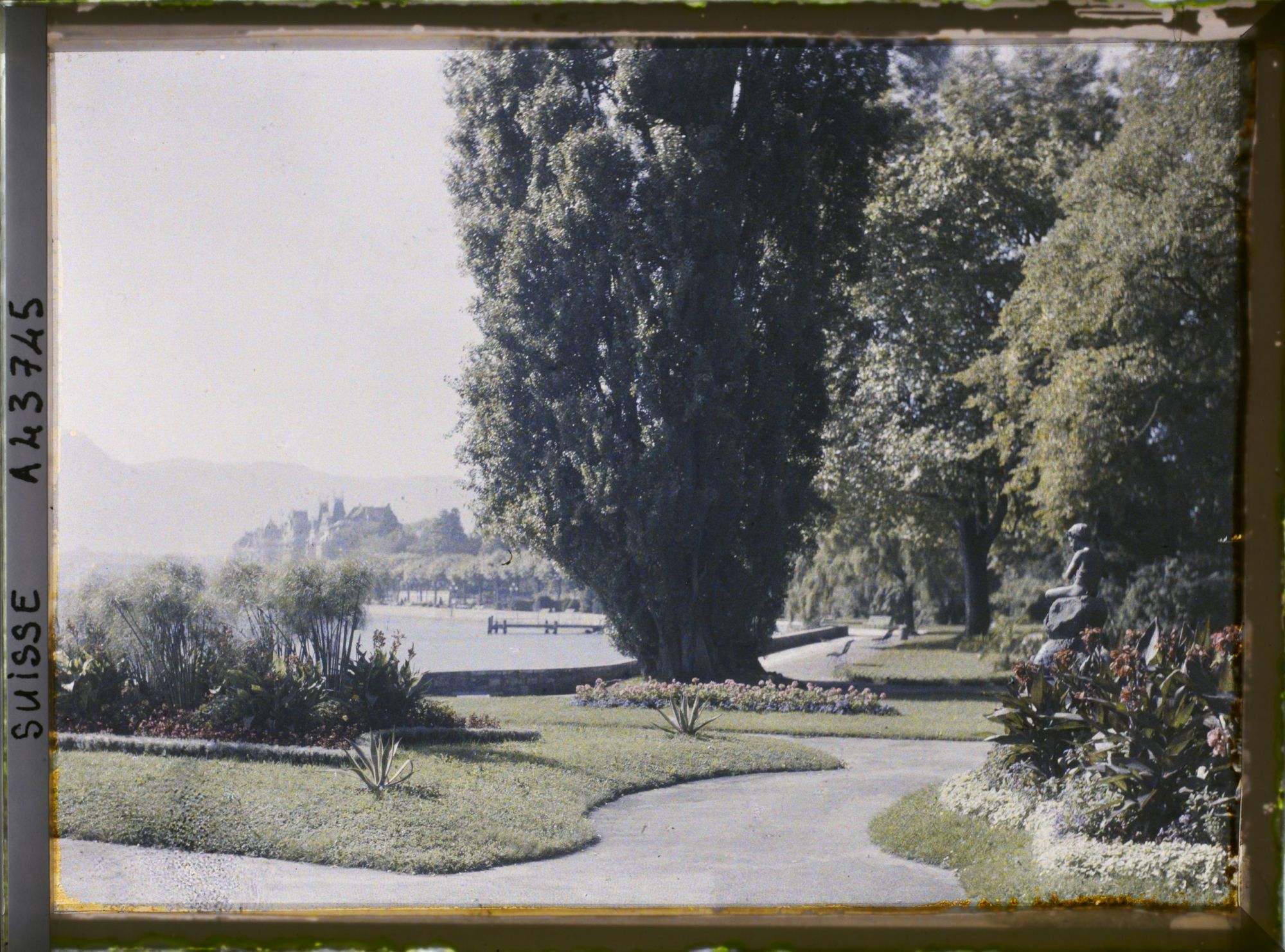 Image représentant Le parc Mon Repos et le Léman