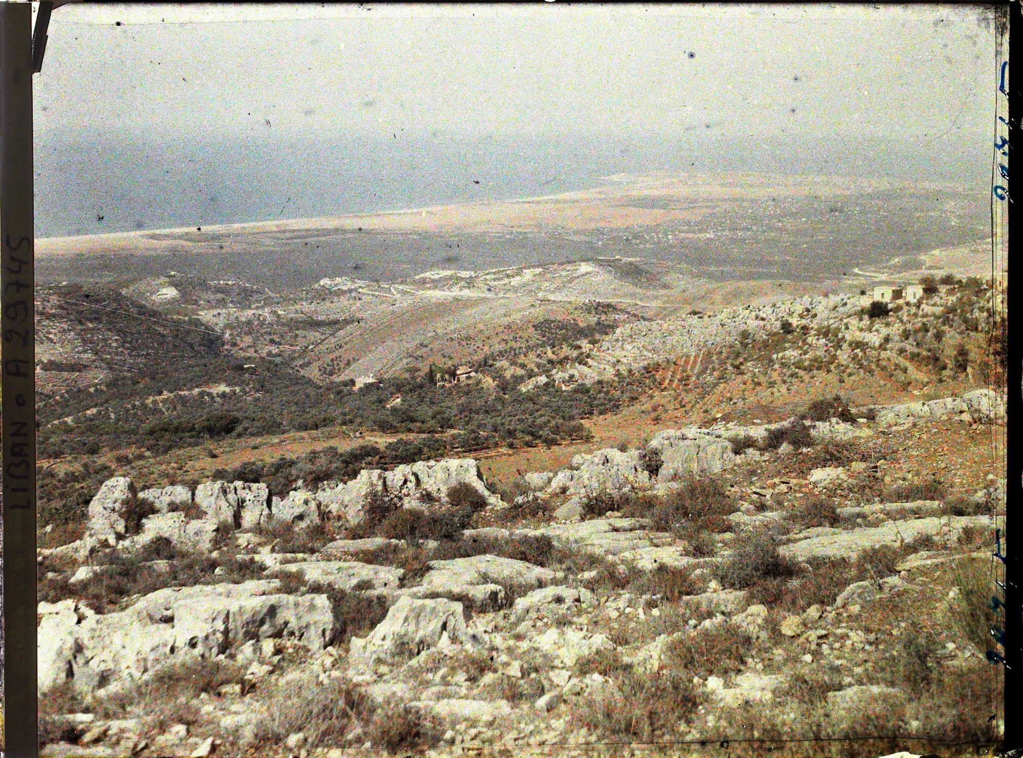 Image représentant Vue lointaine vers Beyrouth et la mer