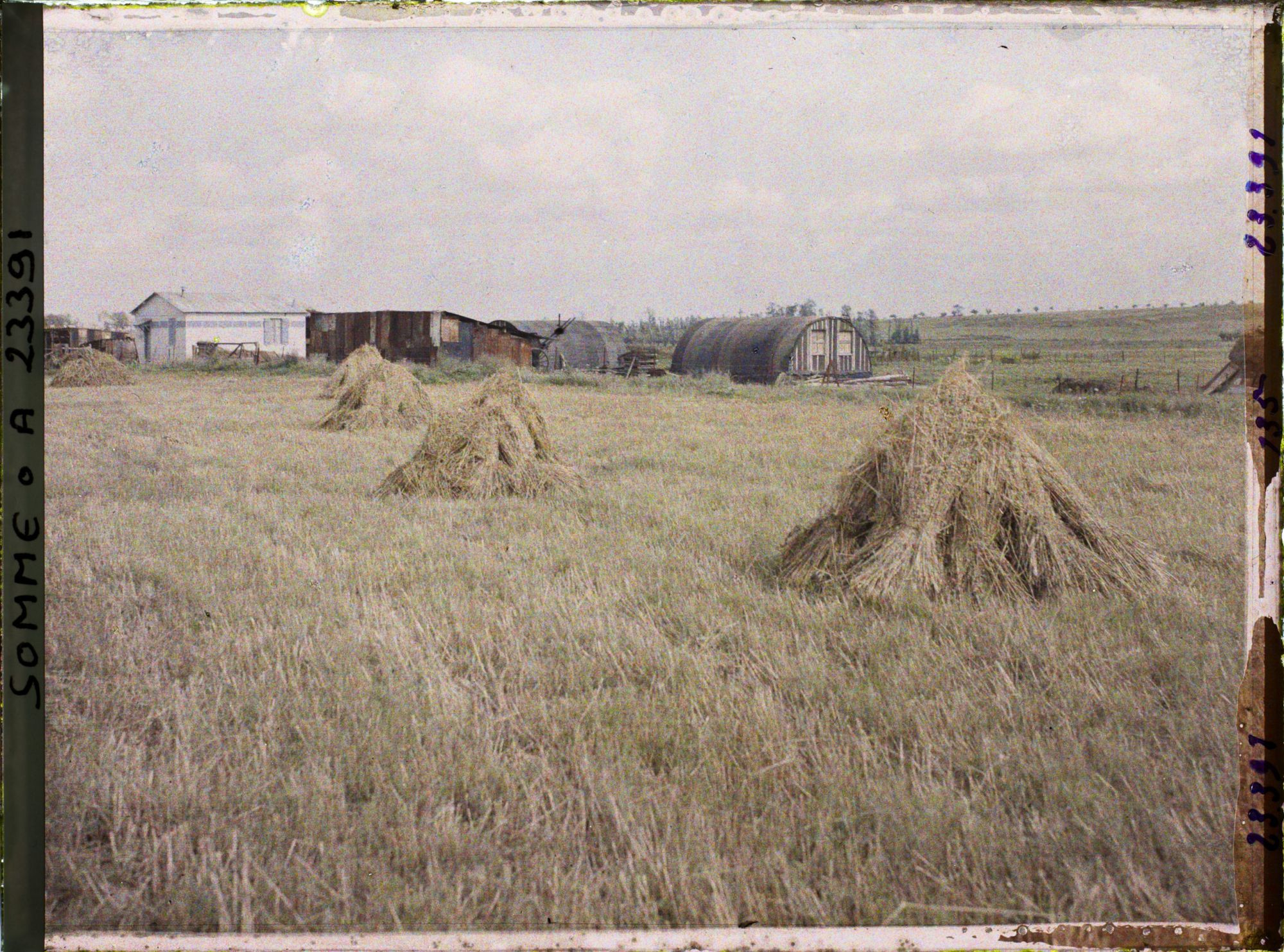 Image représentant France, Barleux, Avoine et maisons provisoires