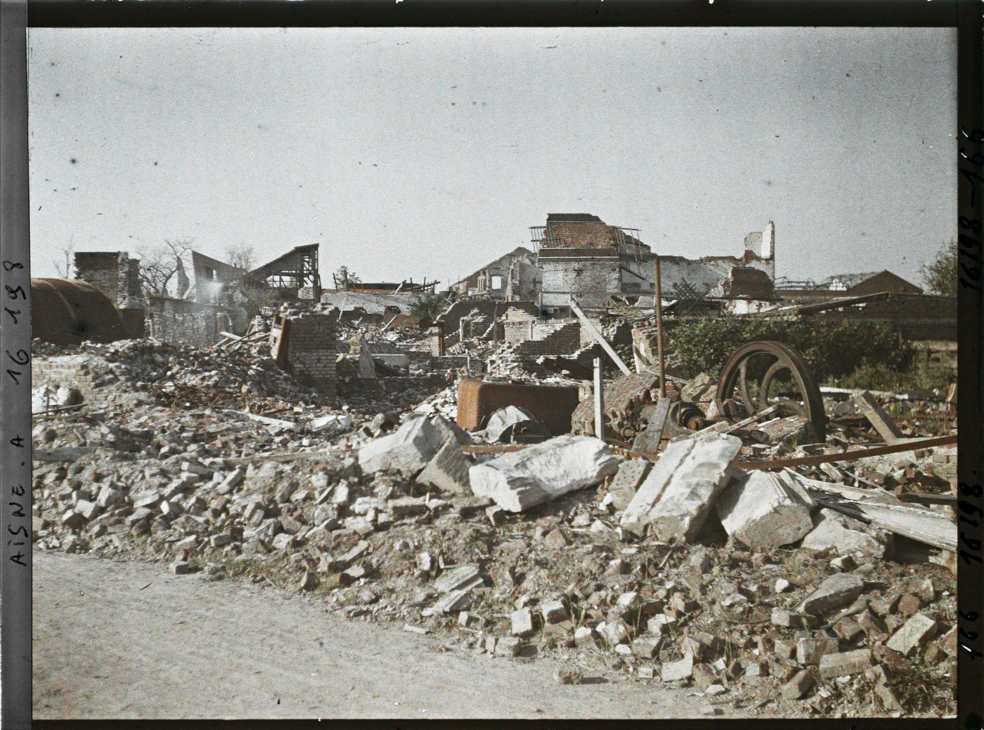 Image représentant France, Tergnier, Ruines de la Maison du peuple, rue Marceau