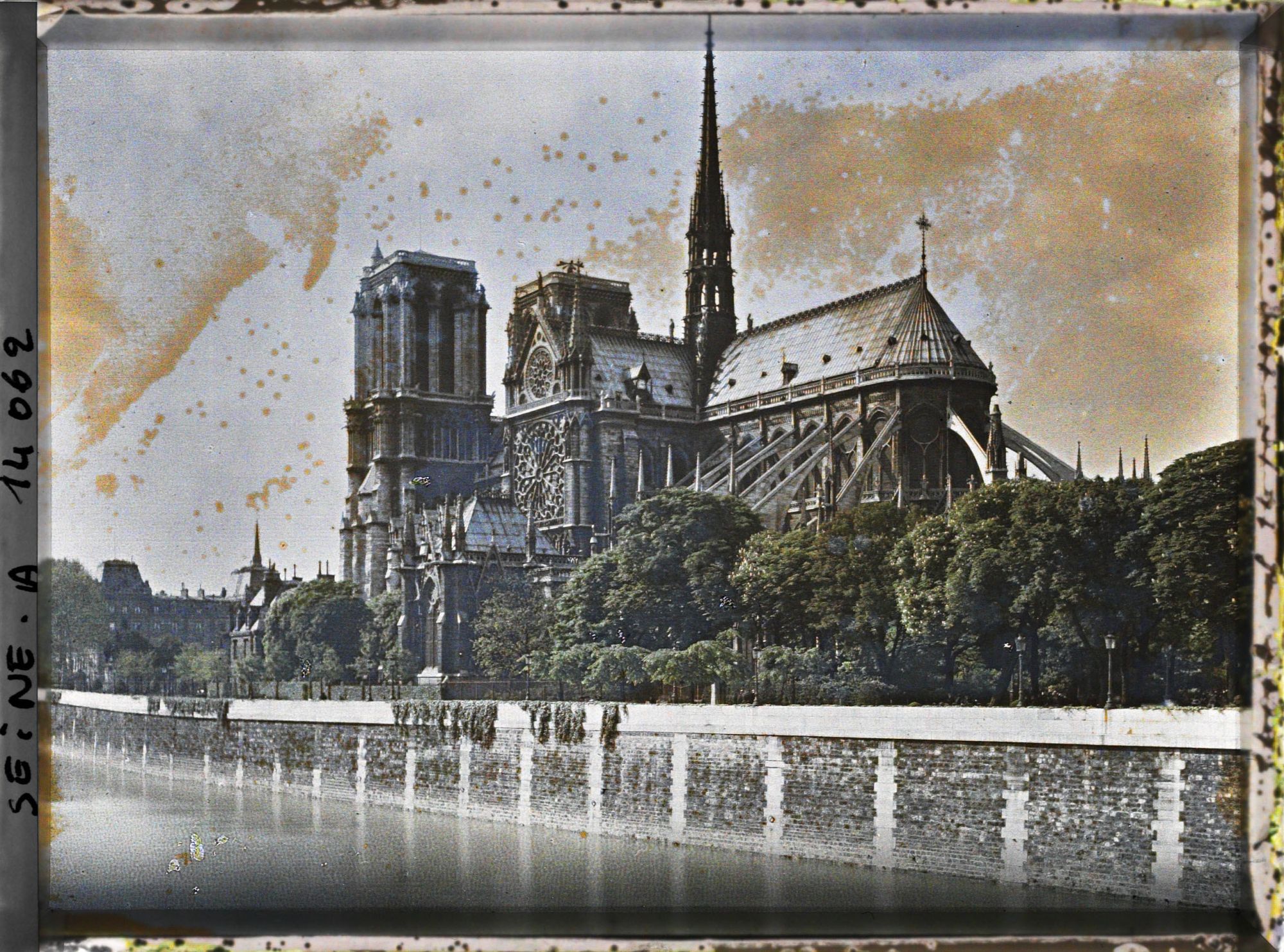 Image représentant Chevet de la cathédrale Notre-Dame de Paris