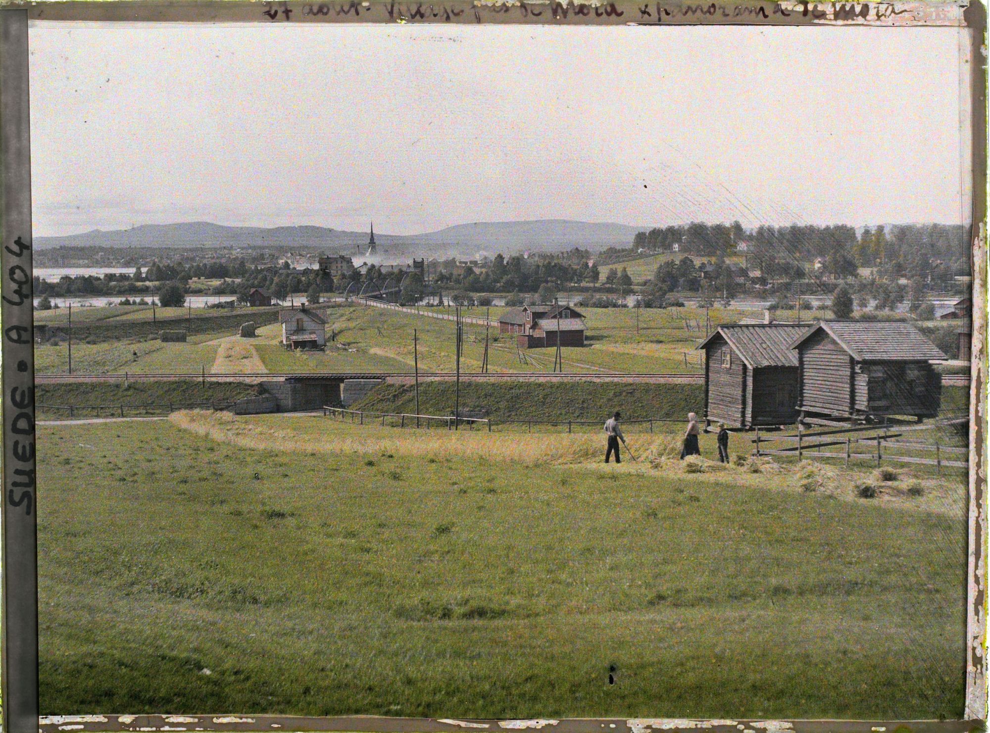 Image représentant Vue vers le bourg de Morastrand depuis l'école publique de Mora Noret