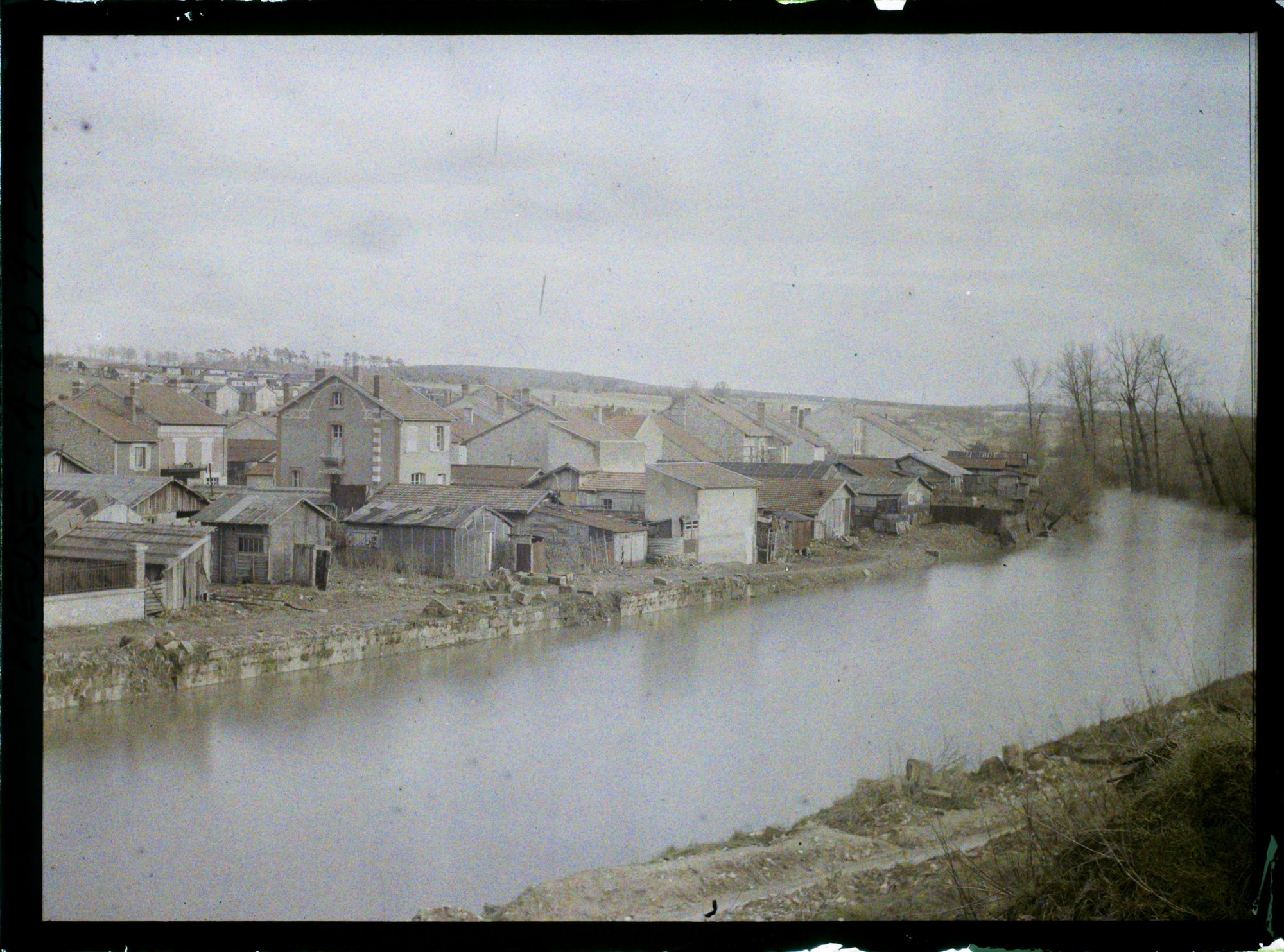 Image représentant France, Varennes, Bords de l'Aire vers Vauquois