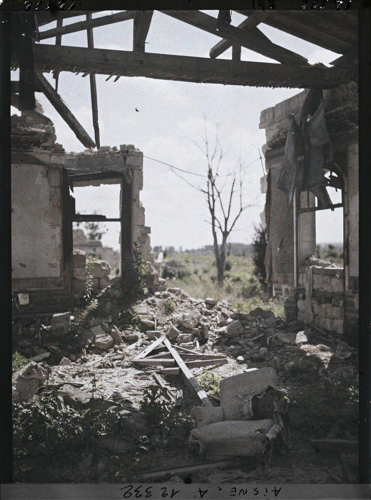 Image représentant Ruines du château Saint-Paul, vues de l'intérieur