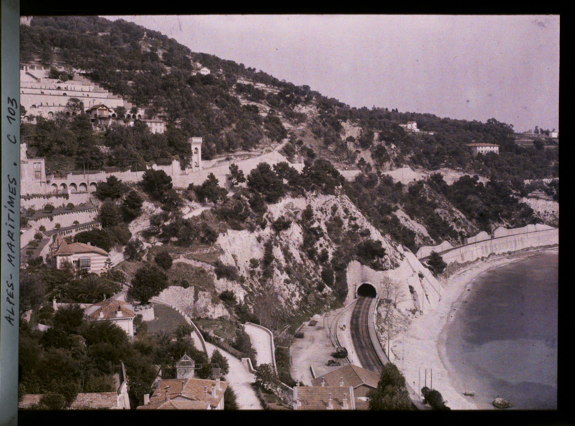 Image représentant Panorama sur la corniche