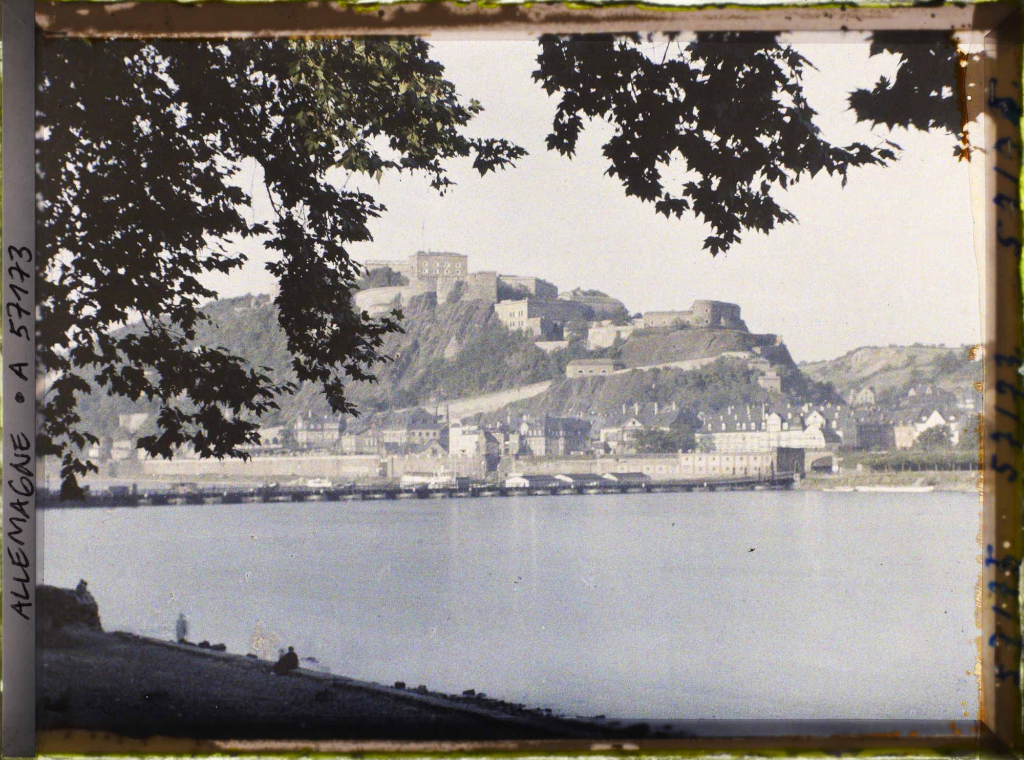 Image représentant Bords du Rhin, Coblence, Coblence Forteresse Erheinsten