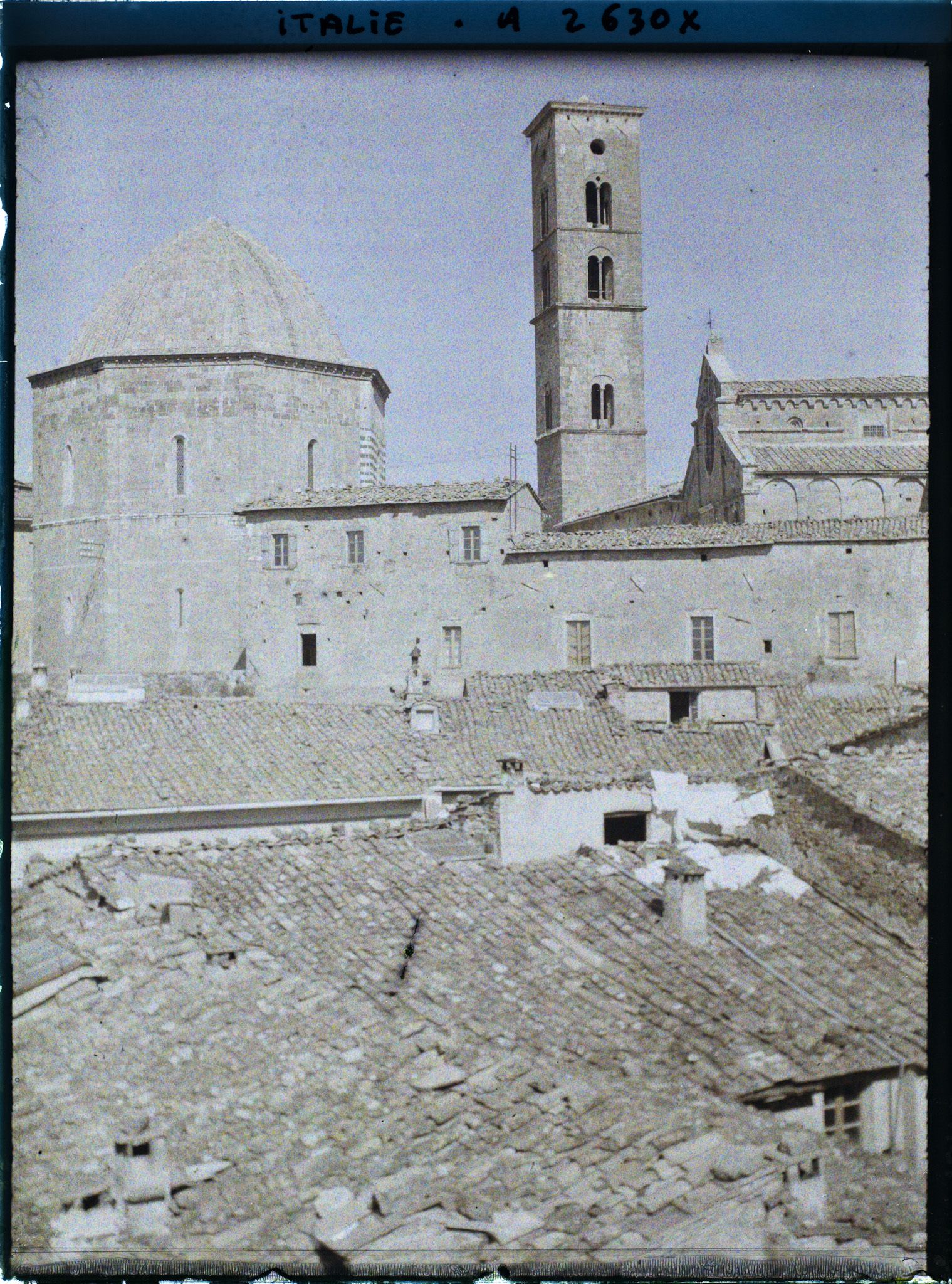 Image représentant Le baptistère et le campanile de la cathédrale Santa Maria Assunta