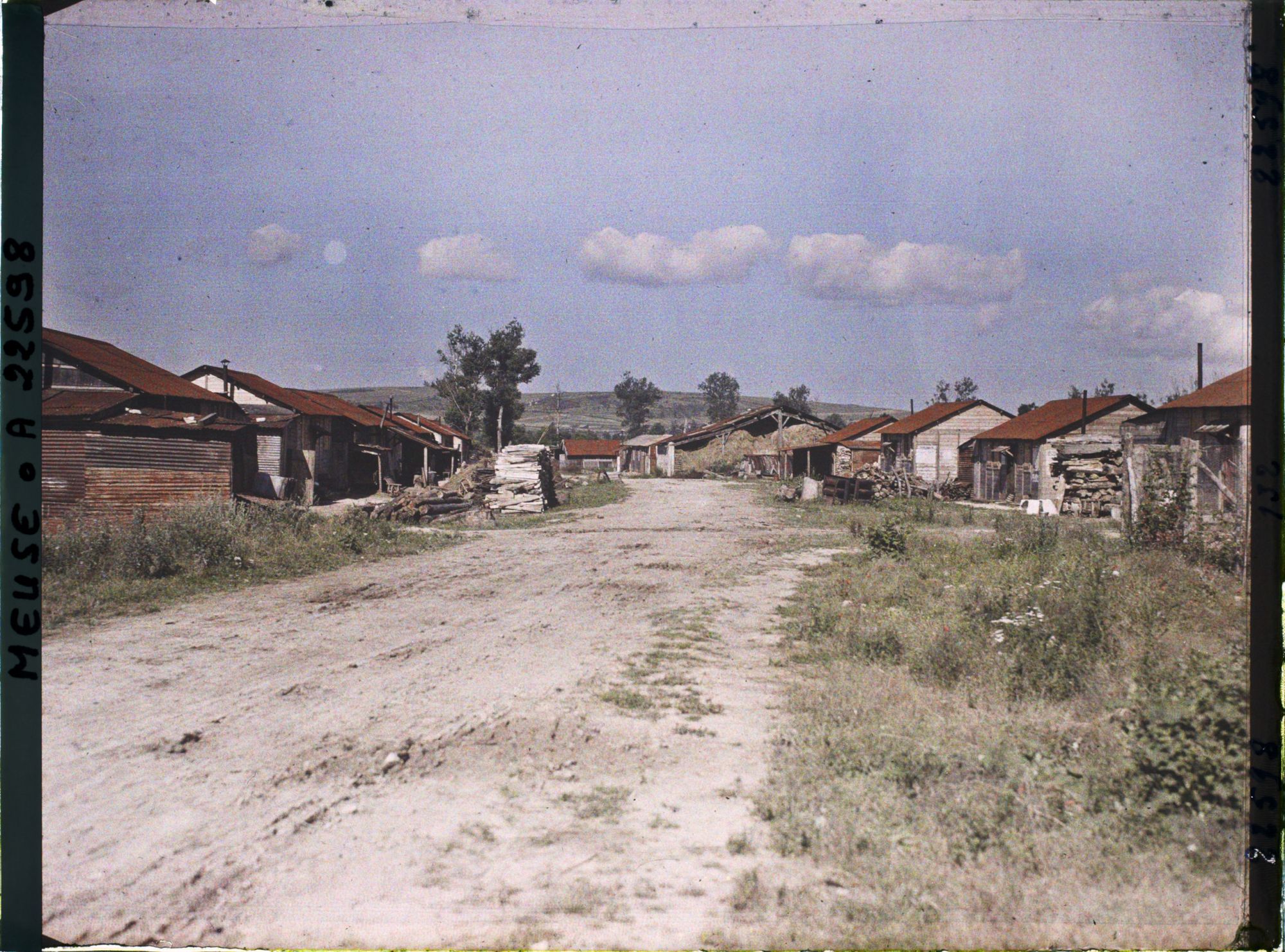 Image représentant France, Bras, Une rue du nouveau Village