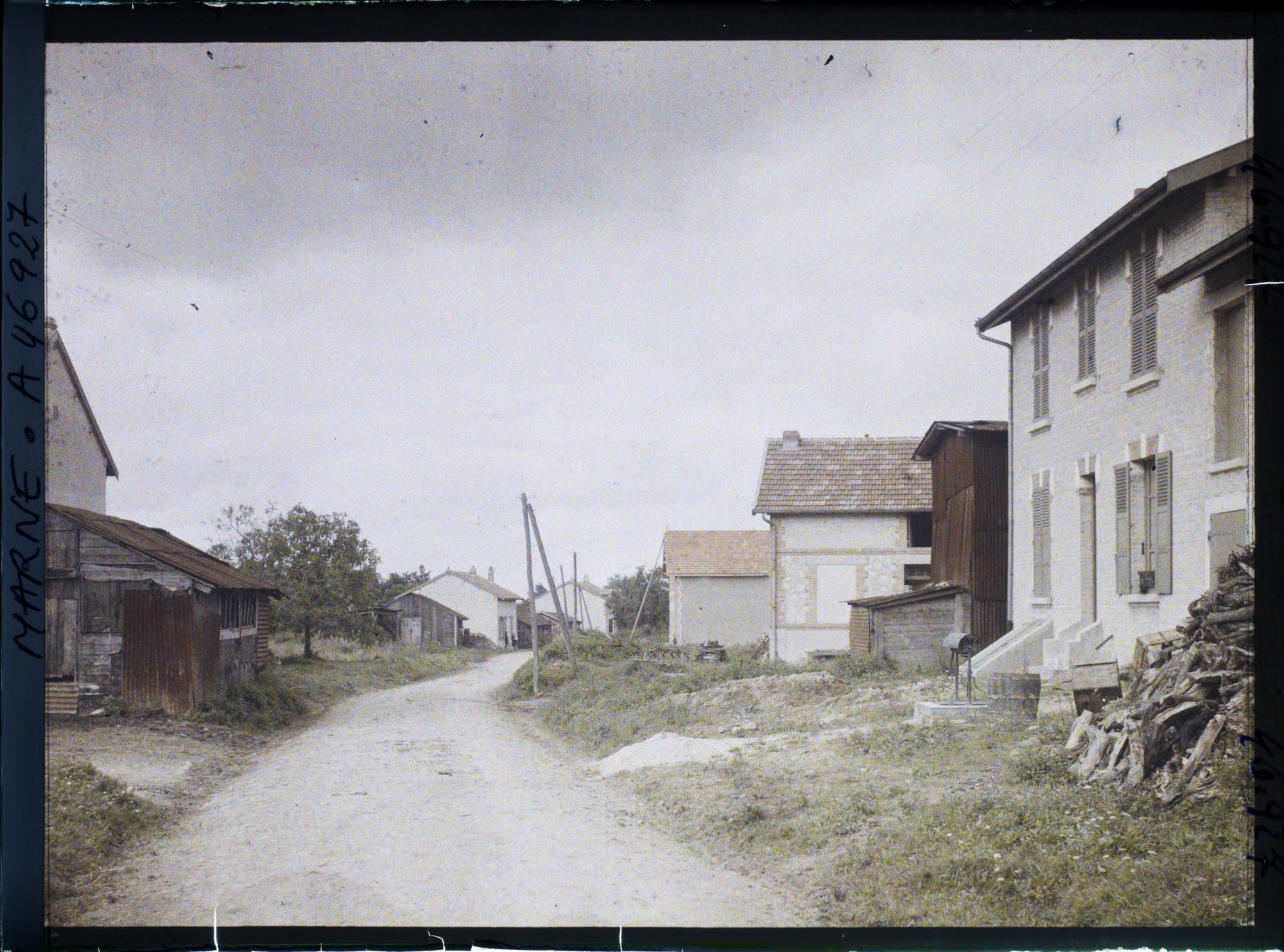 Image représentant France, Binarville Marne (210 h), Rte de la mare aux Boeufs