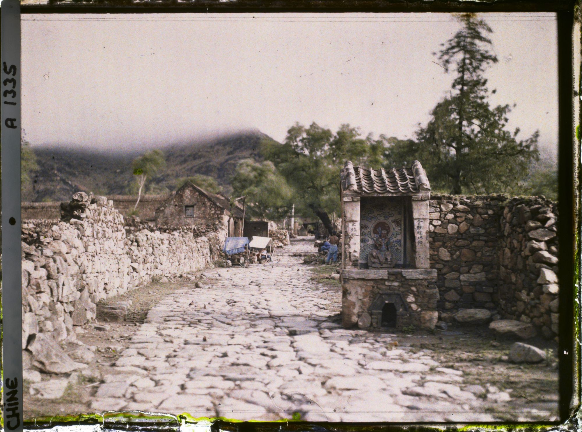 Image représentant Au pied du massif