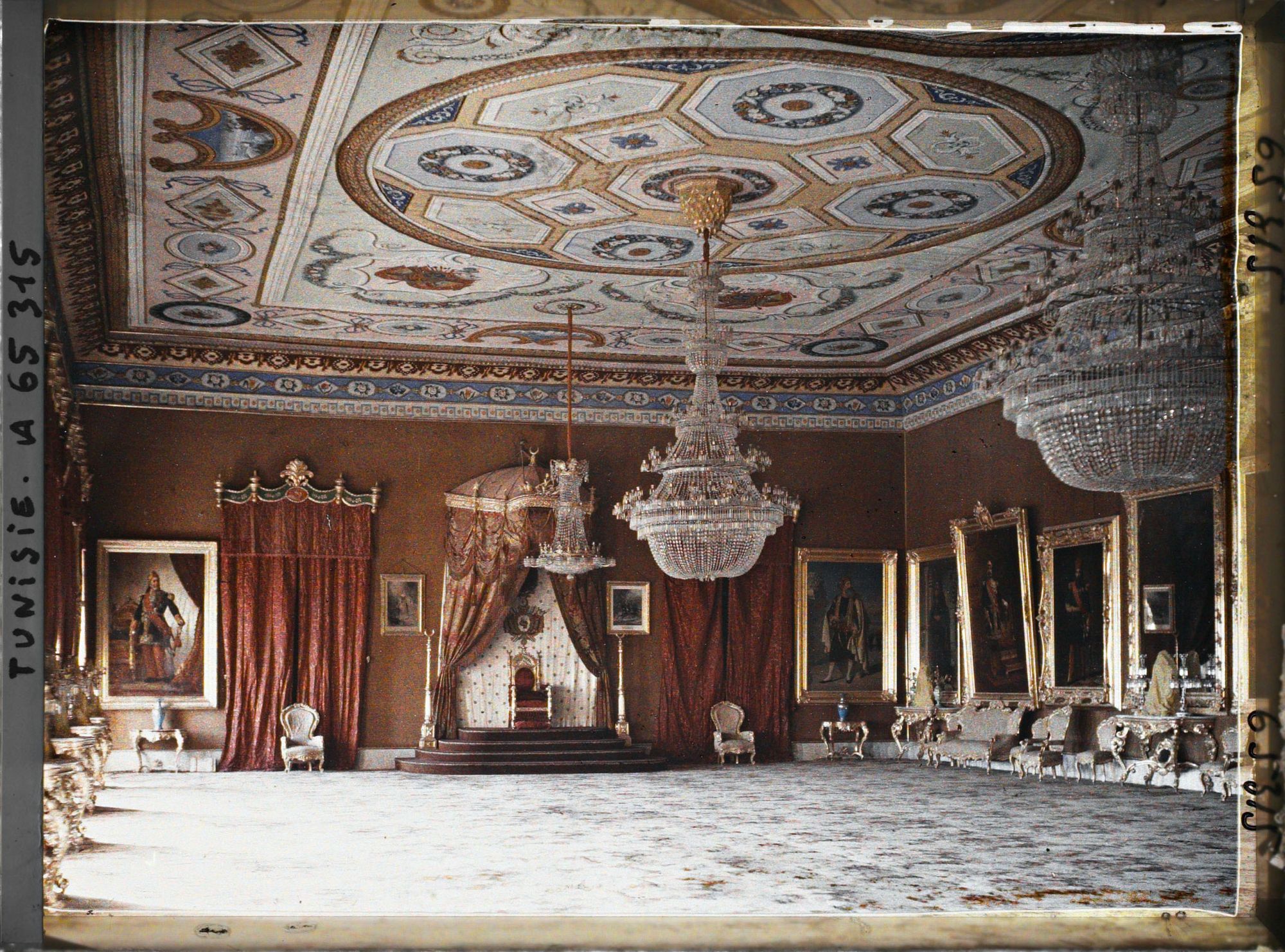 Image représentant La salle du trône du palais du Bardo