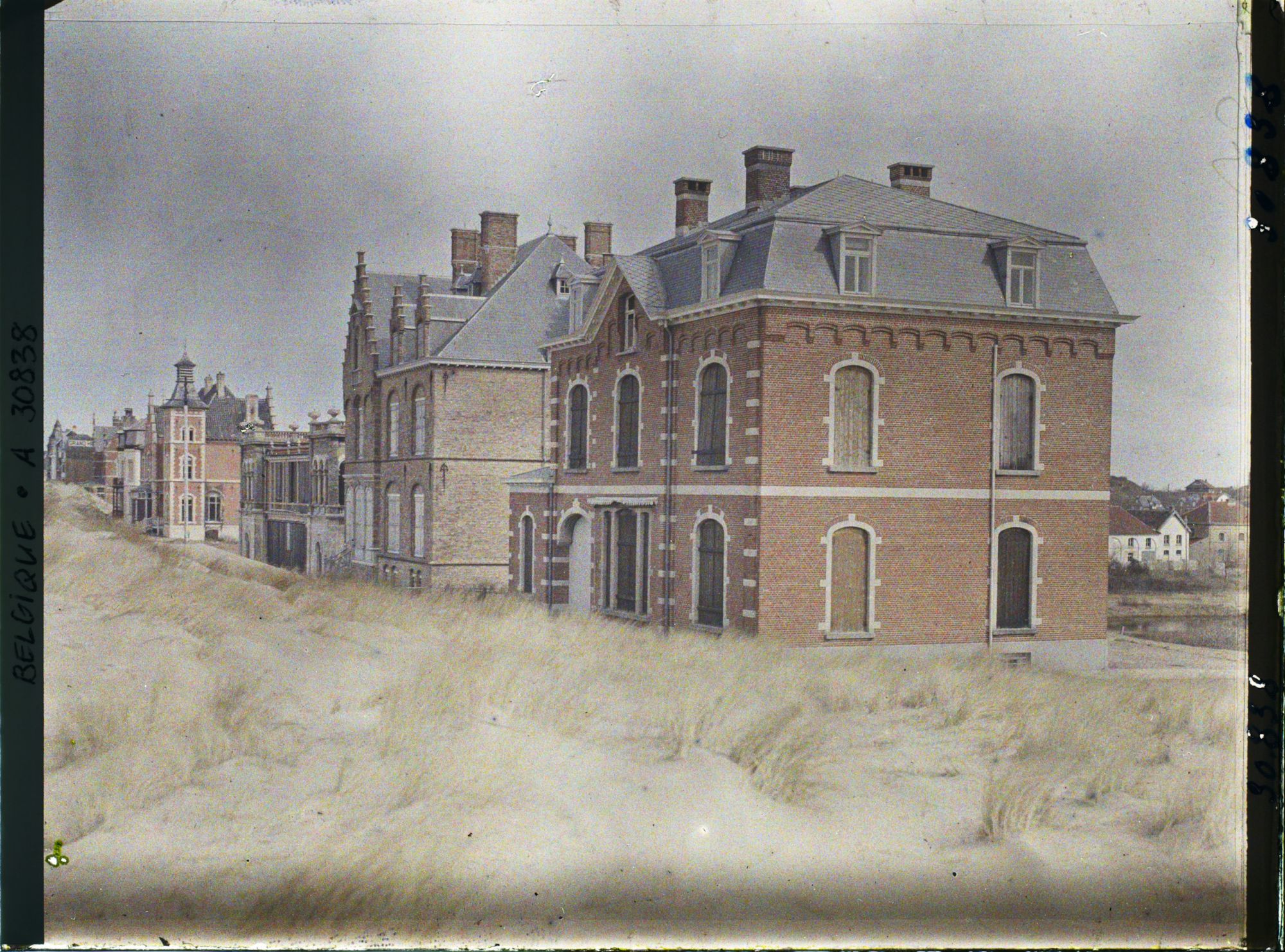 Image représentant Belgique, La Panne, Groupe des 3 Villas occupées par le Roi Albert et son Etat- Major