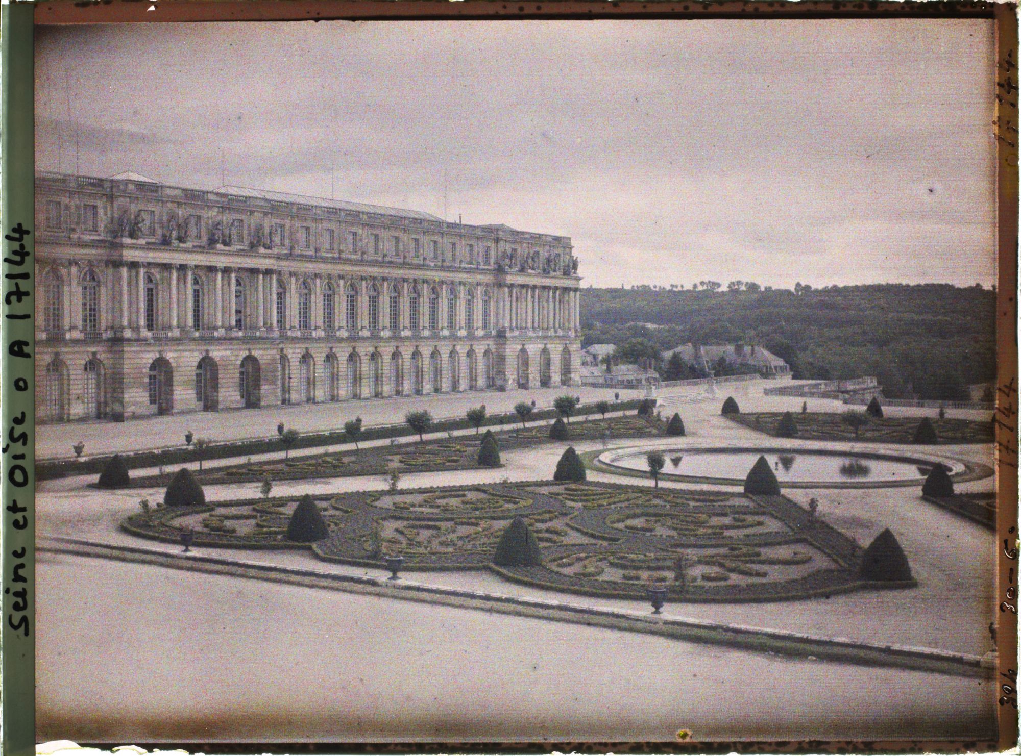 Image représentant France, Palais de Versailles, Vue extérieures du Palais