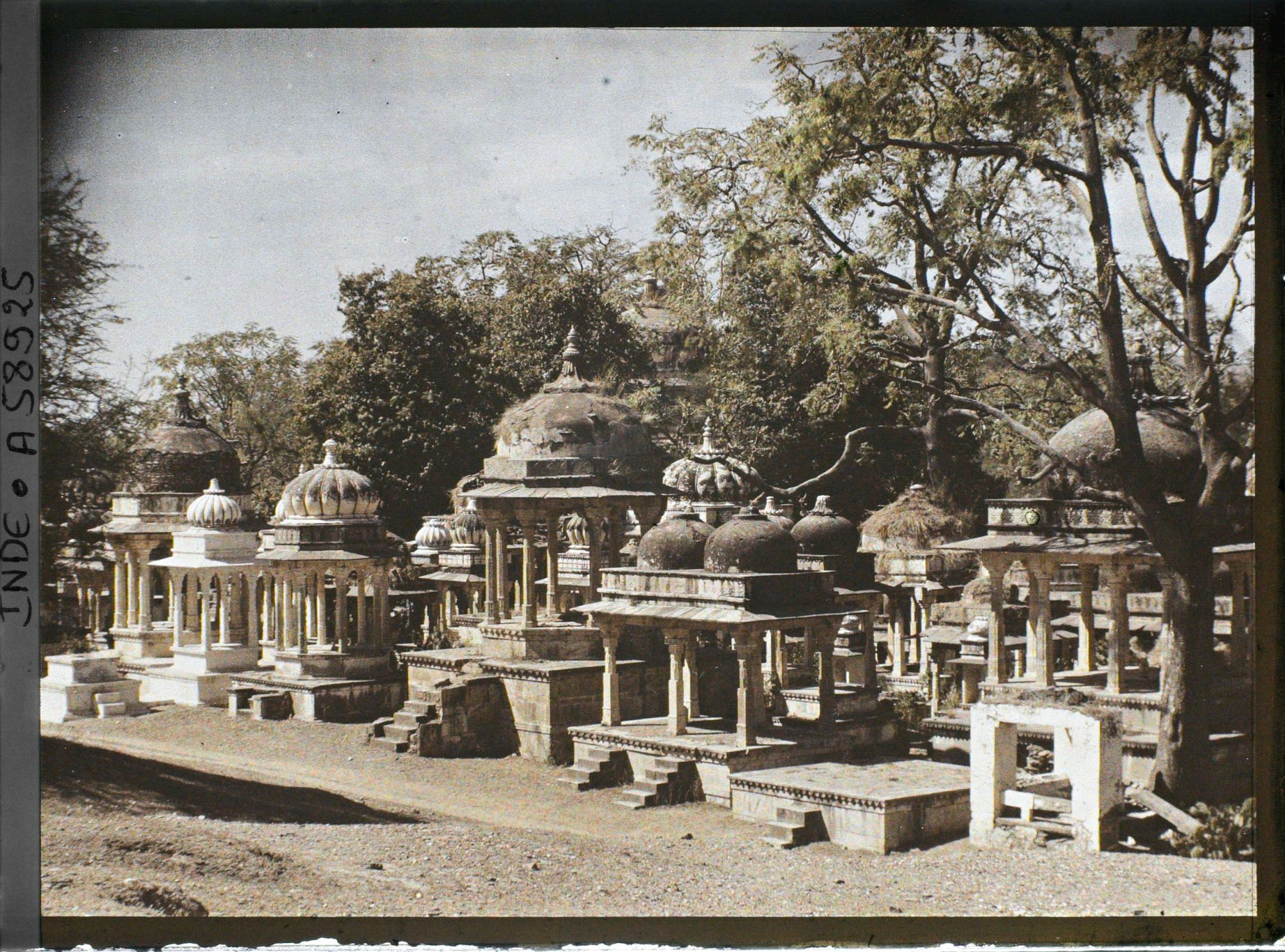 Image représentant Tombes