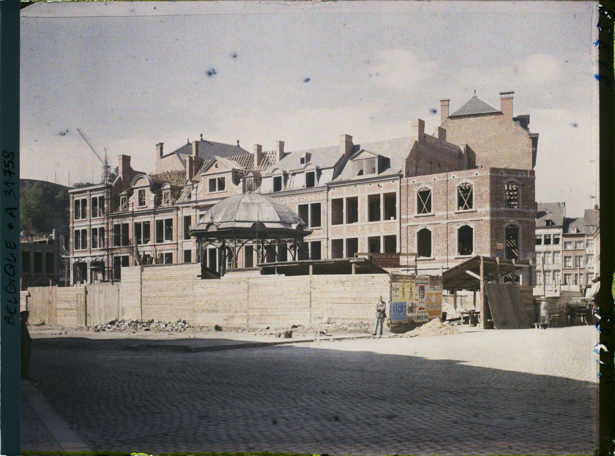 Image représentant Belgique, Namur, Reconstructions rue de la Monnaie