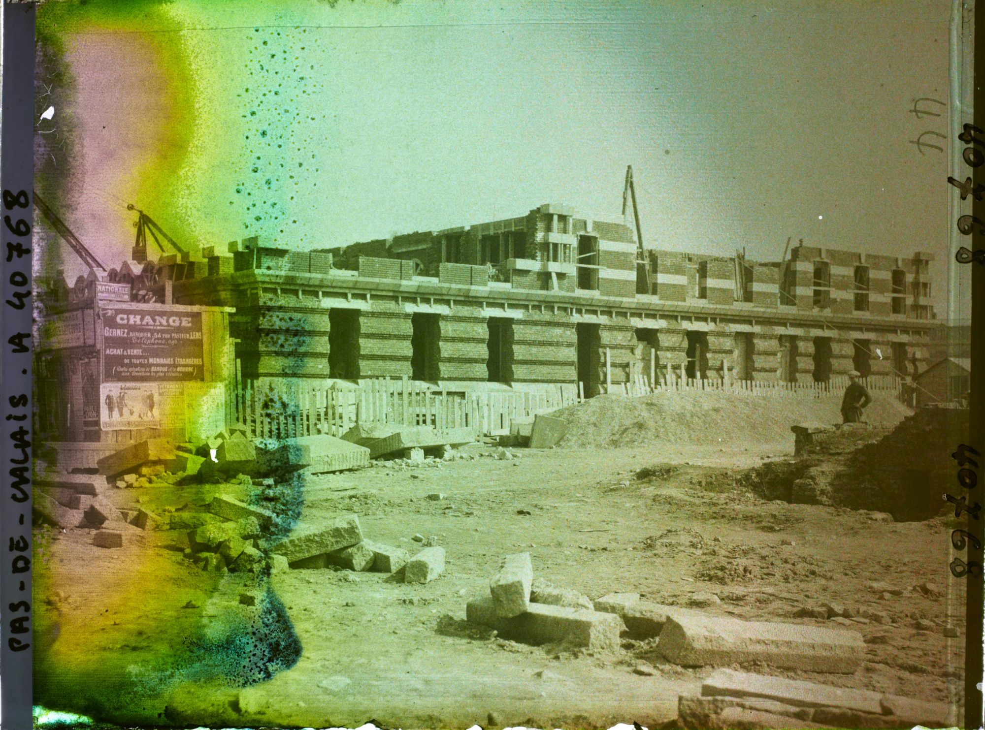 Image représentant France, Lens, L'Hôtel de Ville en reconstruction