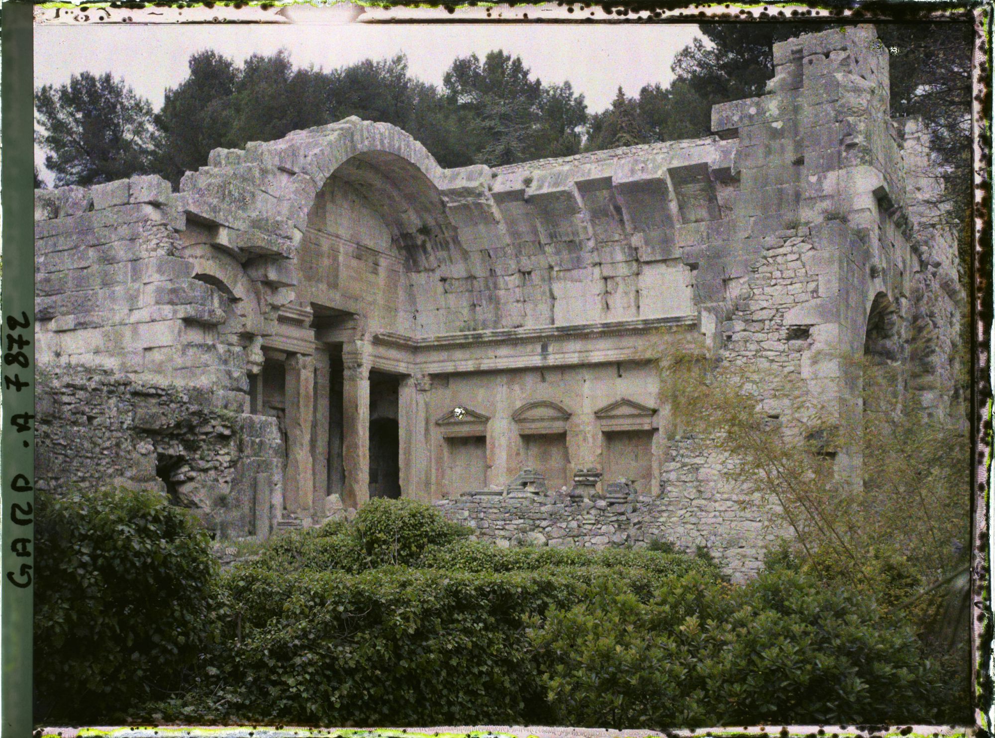 Image représentant Le Temple de Diane ou Jardin de la Fontaine