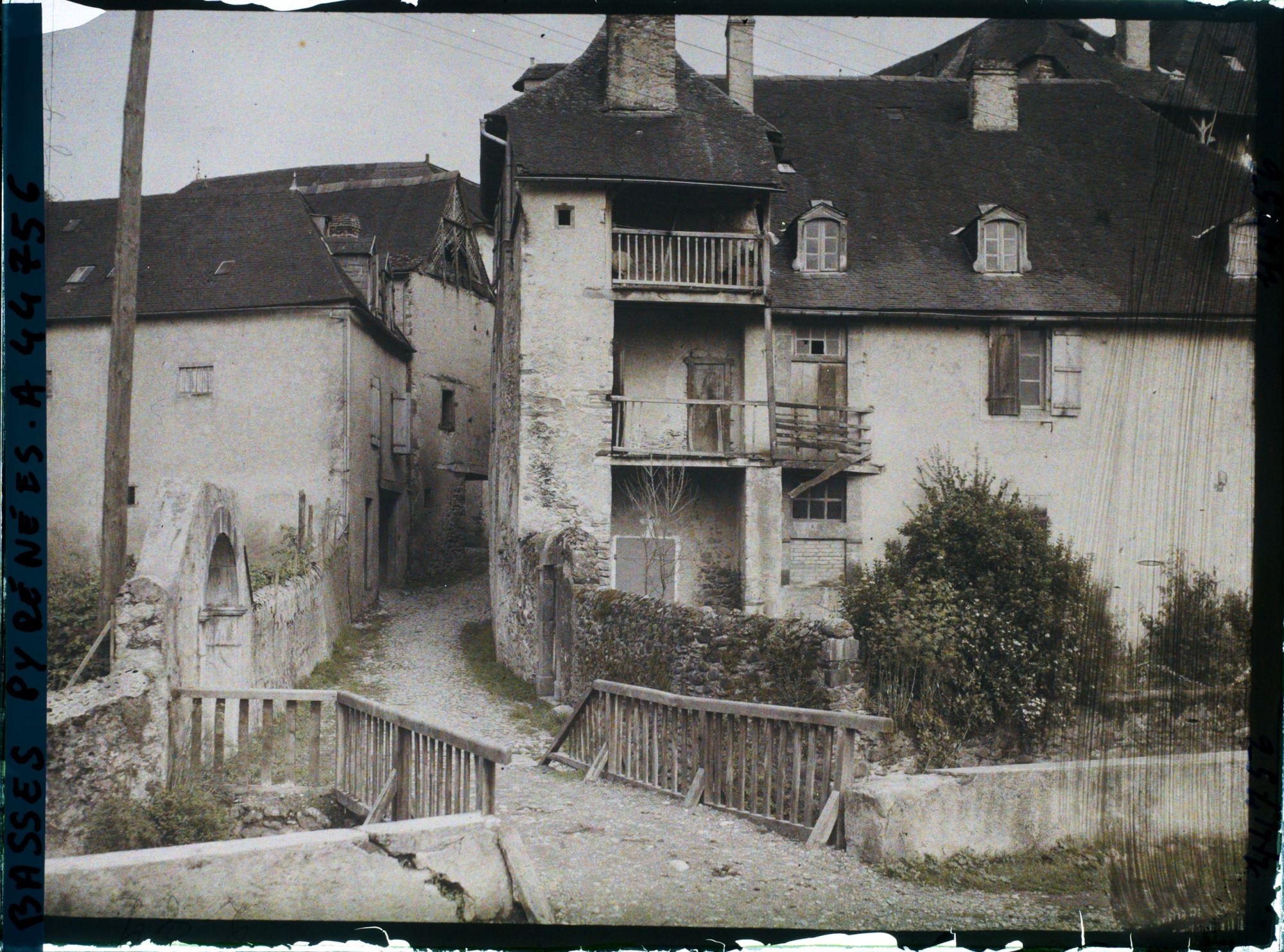 Image représentant France , Tardets, Vieille rue