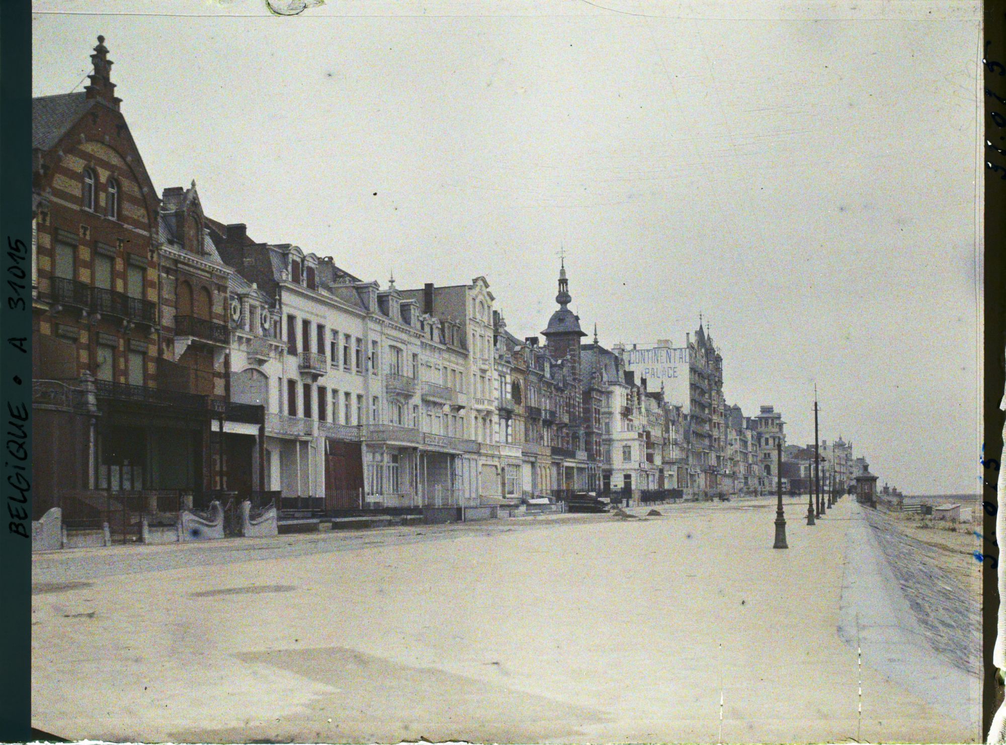 Image représentant Belgique, Blankenberghe, Vue générale de la digue