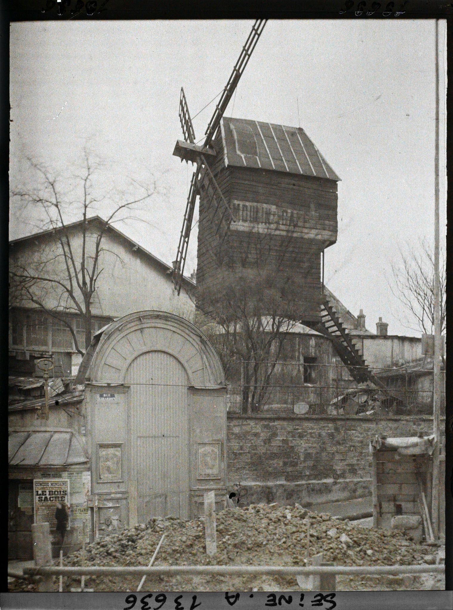 Image représentant La rue Girardon et le moulin de la Galette