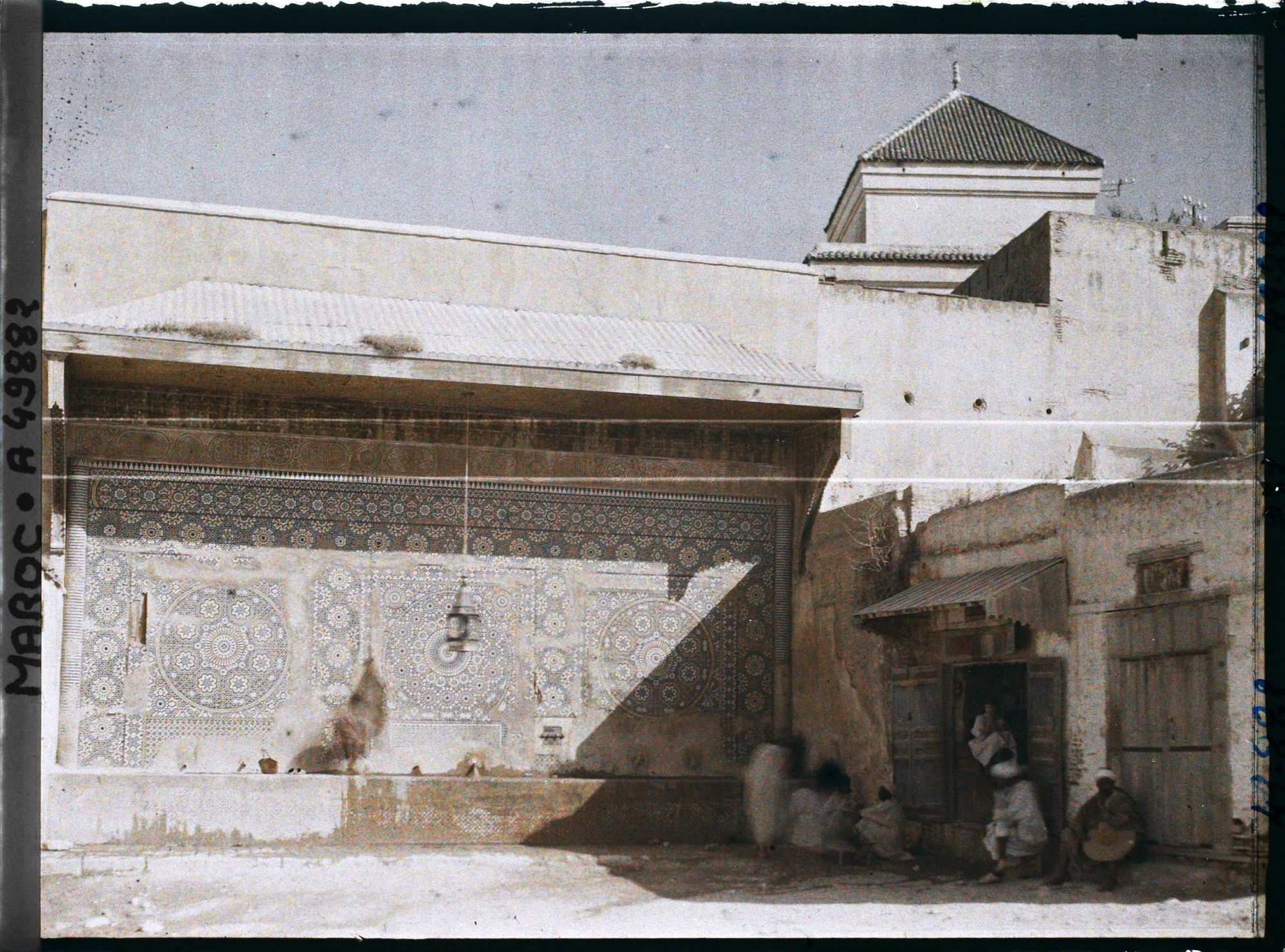 Image représentant La fontaine de la place El-Hedin