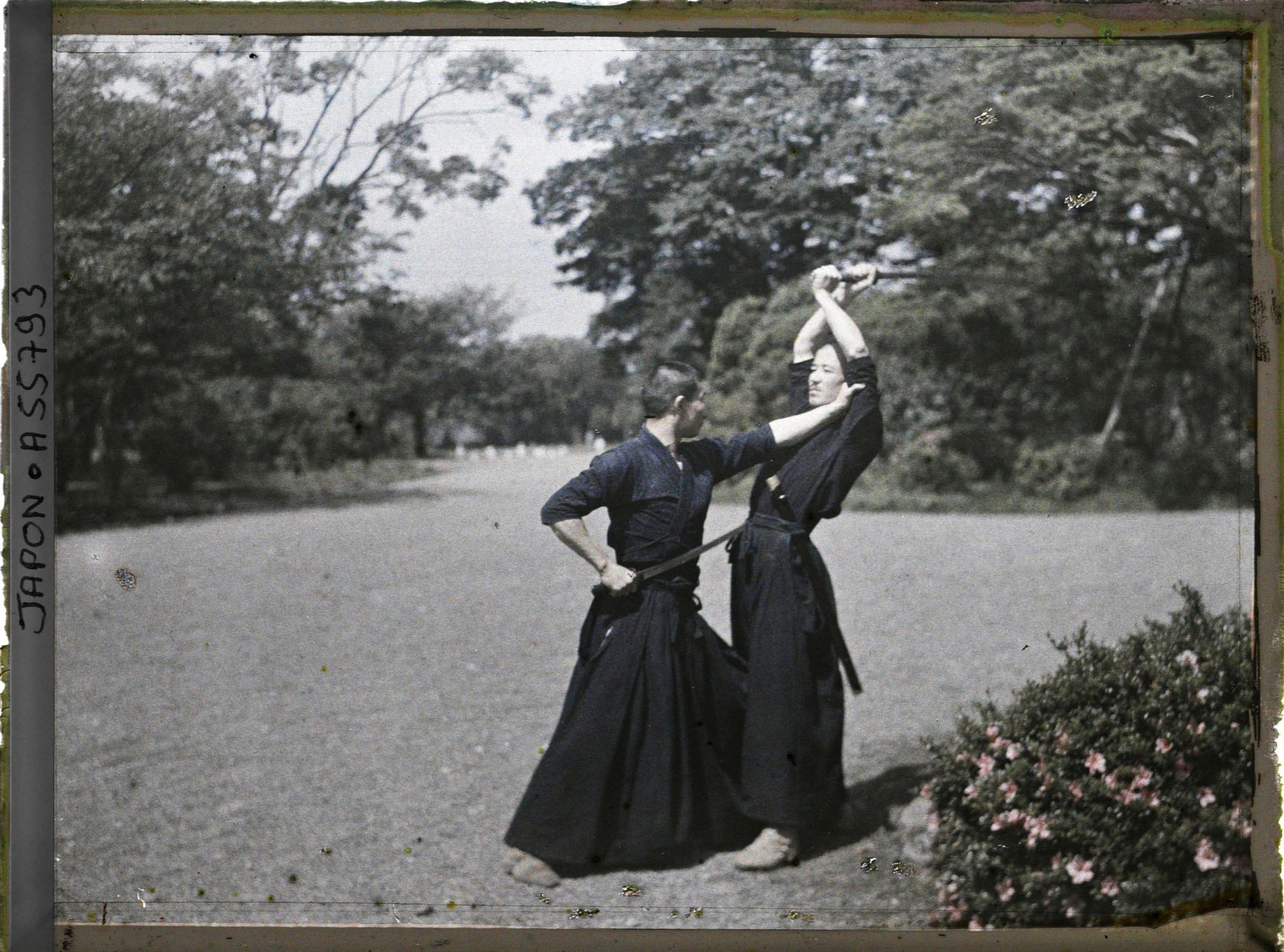 Image représentant Ecole de gymnastique militaire, entraînement aux arts martiaux Kendo (escrime japonaise)