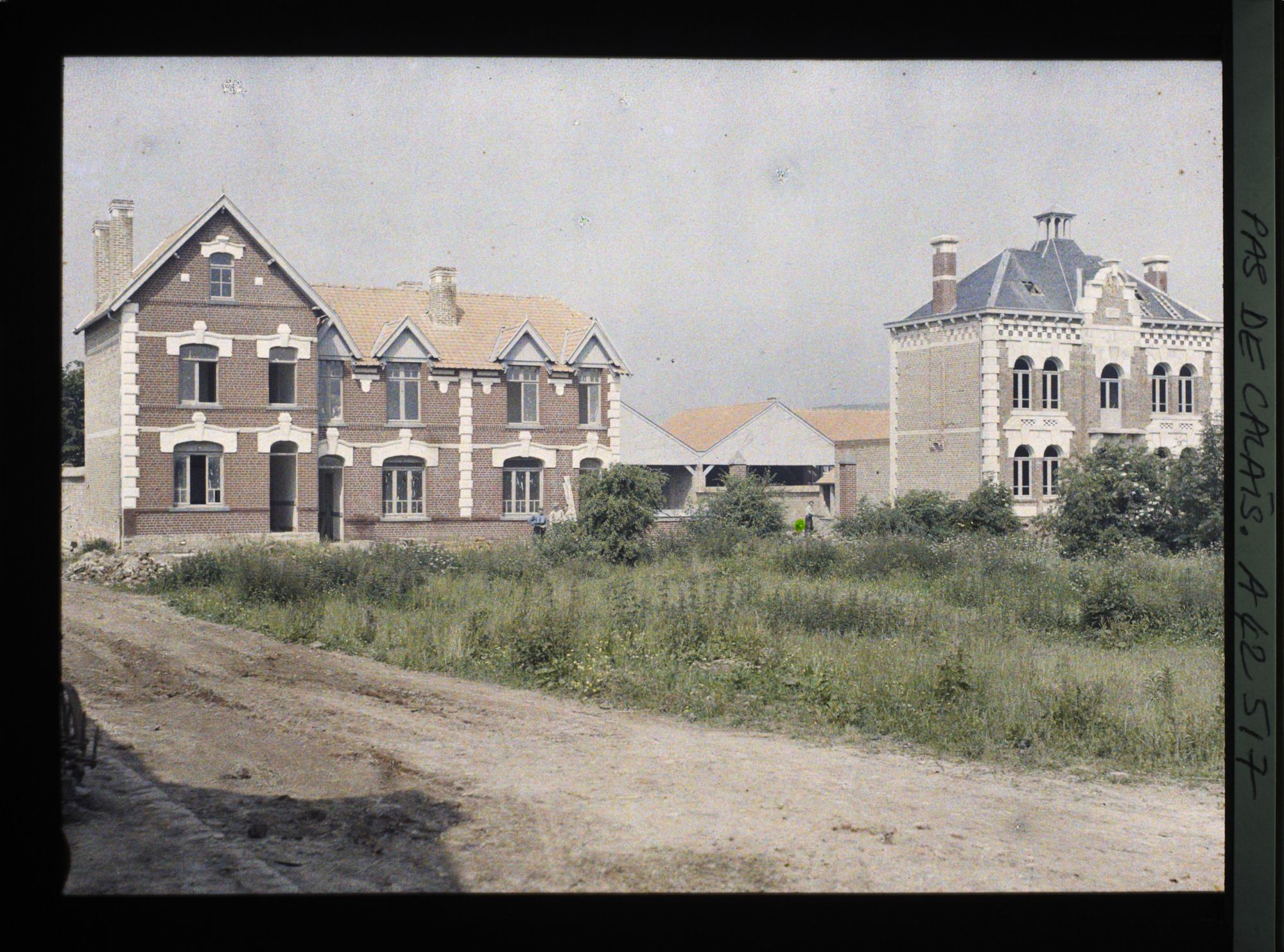 Image représentant France, Souchez, Nouvelle Mairie et Ecoles