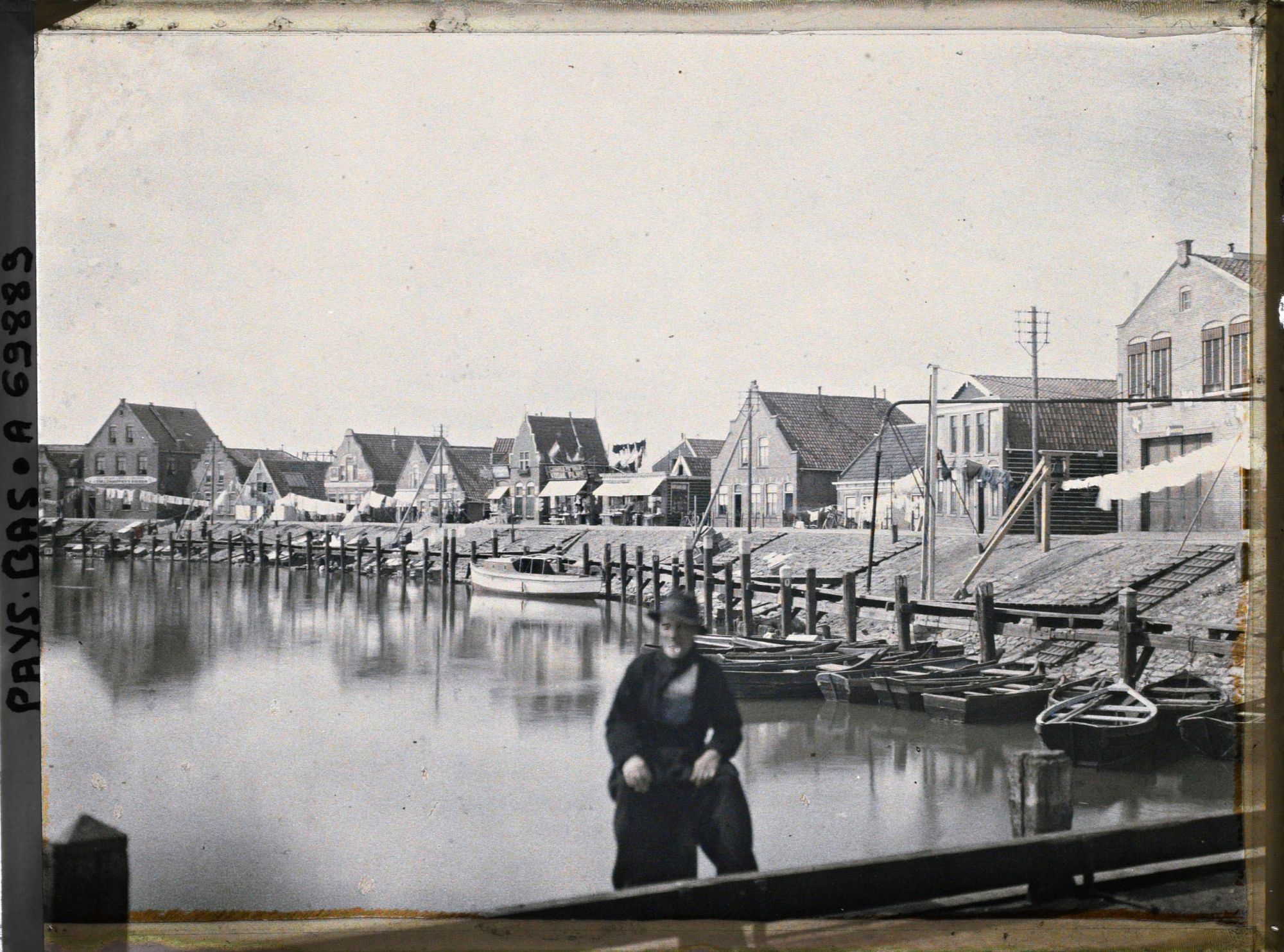 Image représentant Le port, côté sud