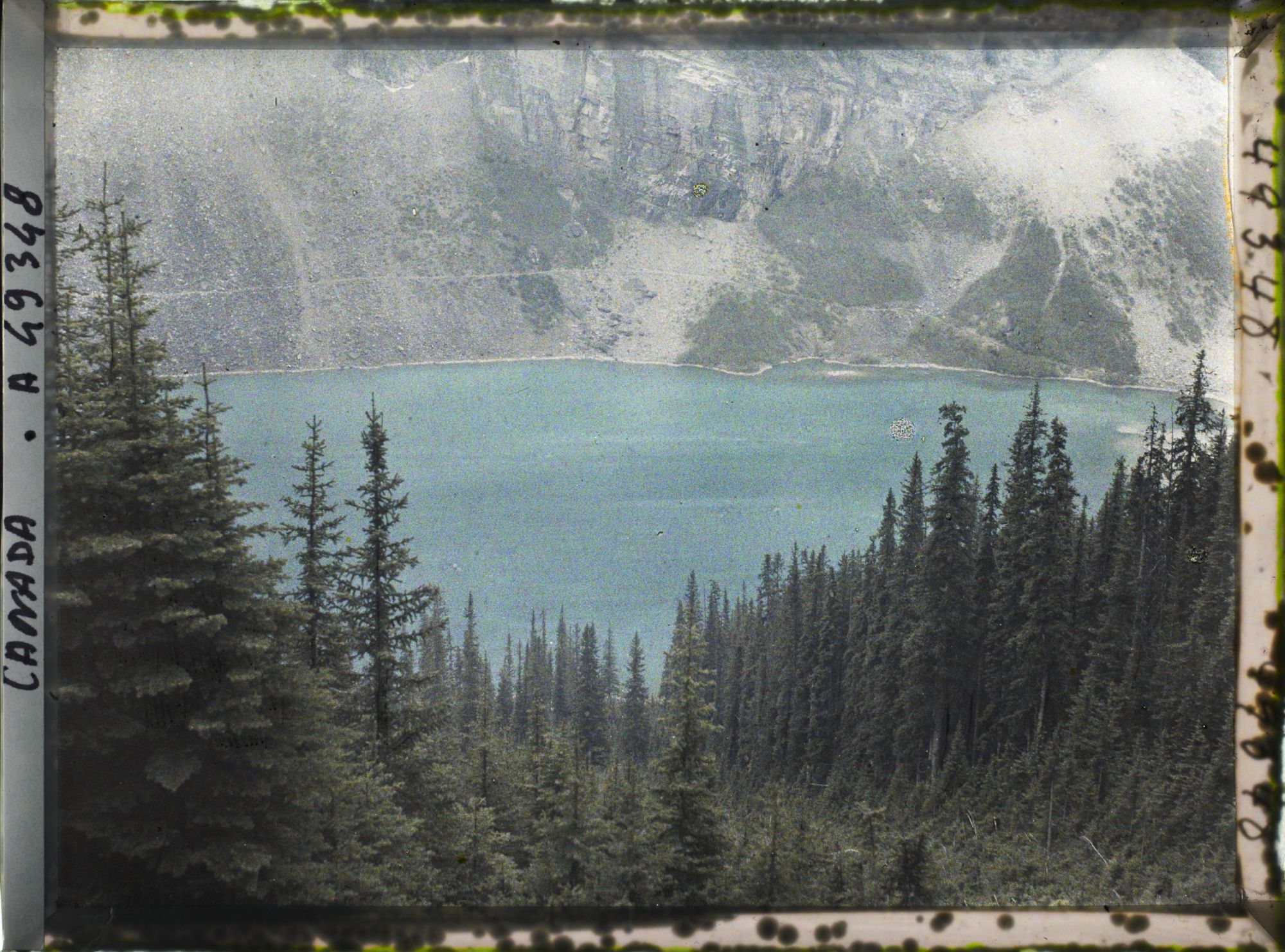 Image représentant Canada, Lac Louise, Vue du Lac "Miroir" (1996 mtres )