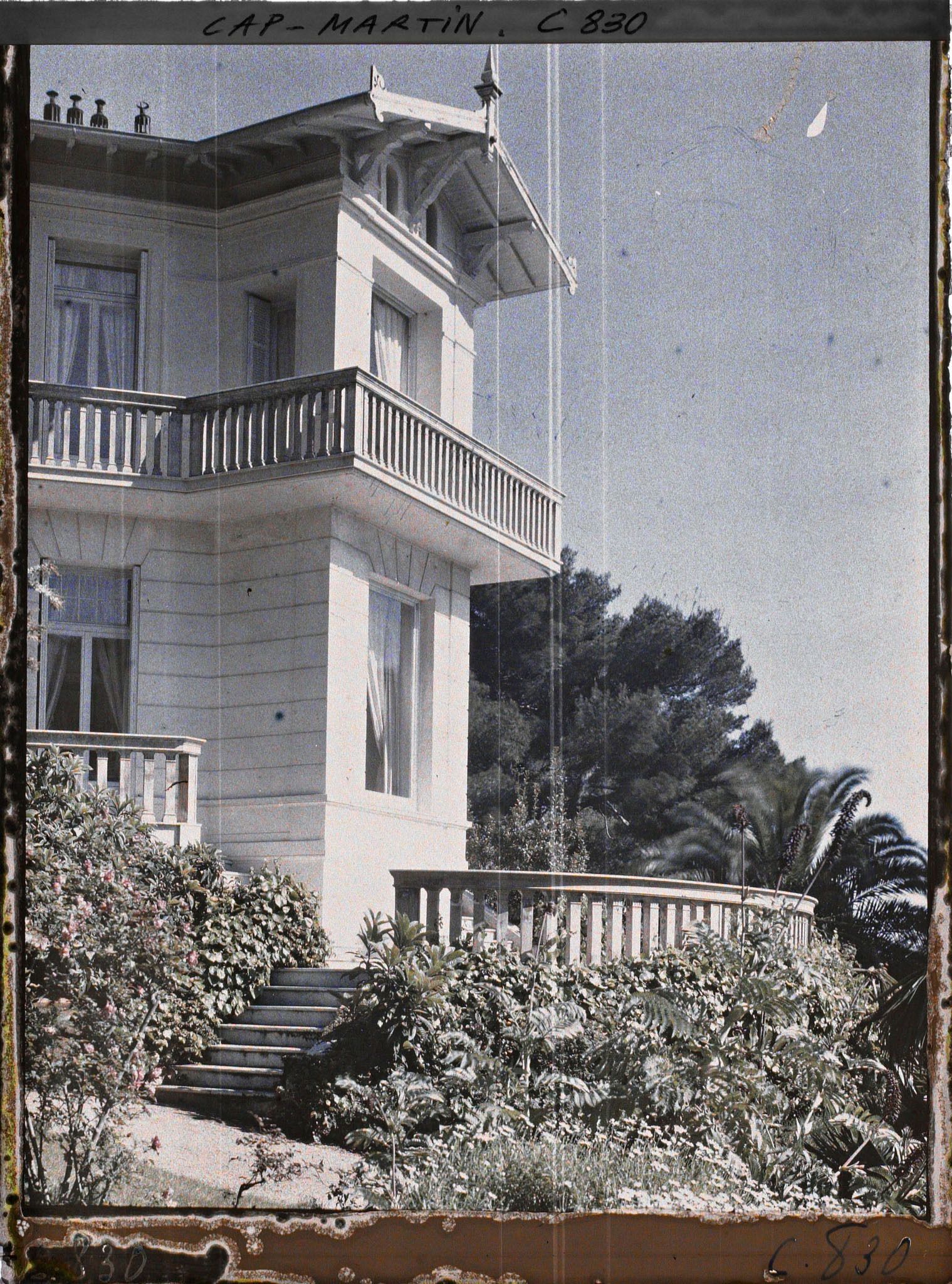 Image représentant La villa Dunure, appartenant à Albert Kahn