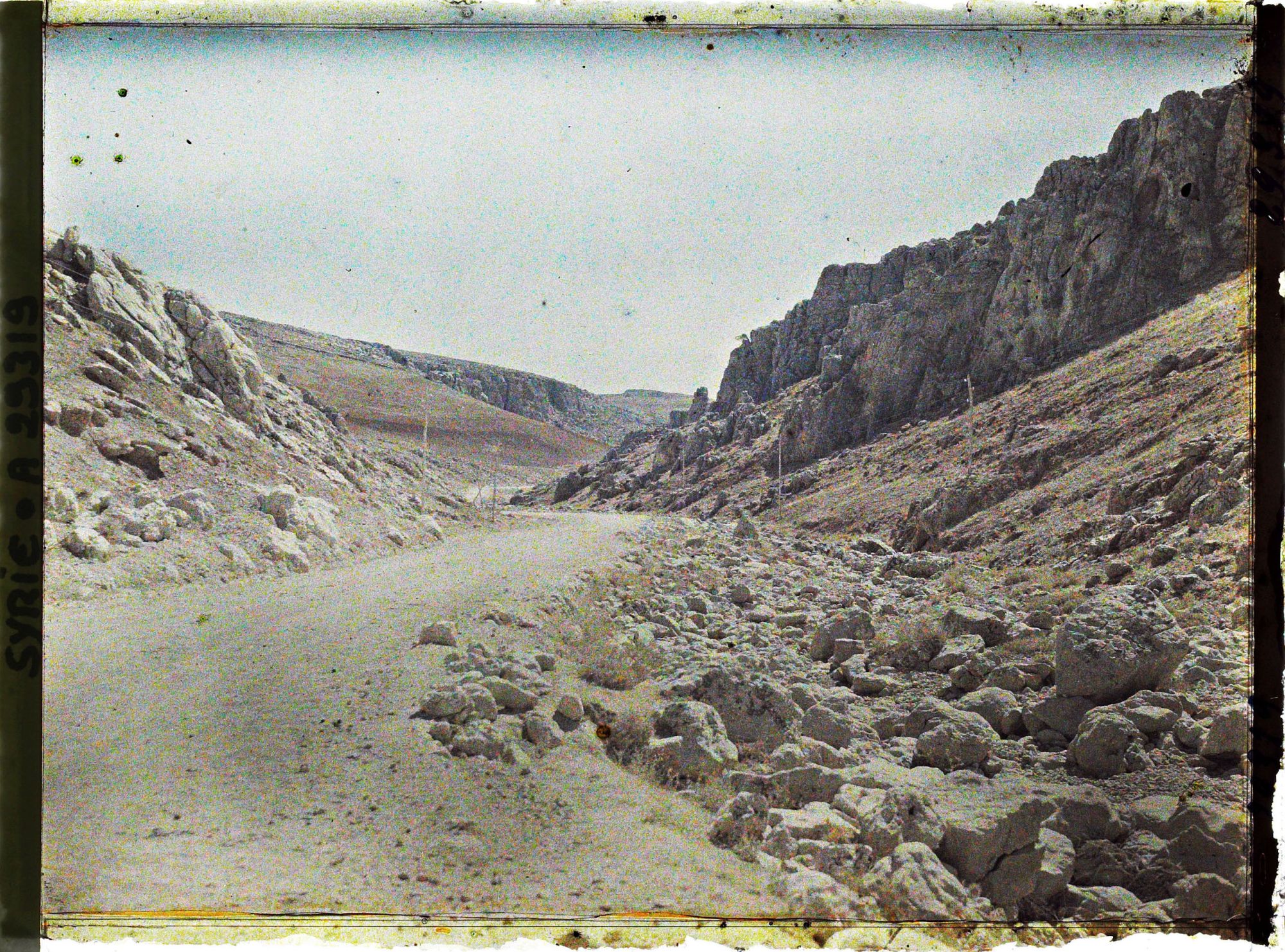 Image représentant Entrée du défilé de l'Ouadi el Korn