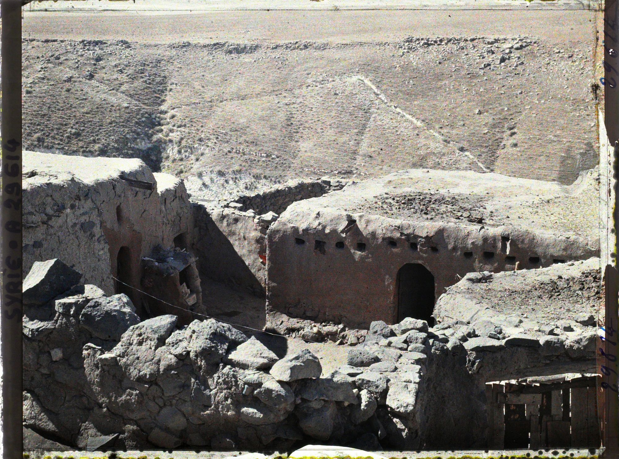 Image représentant Dans le village