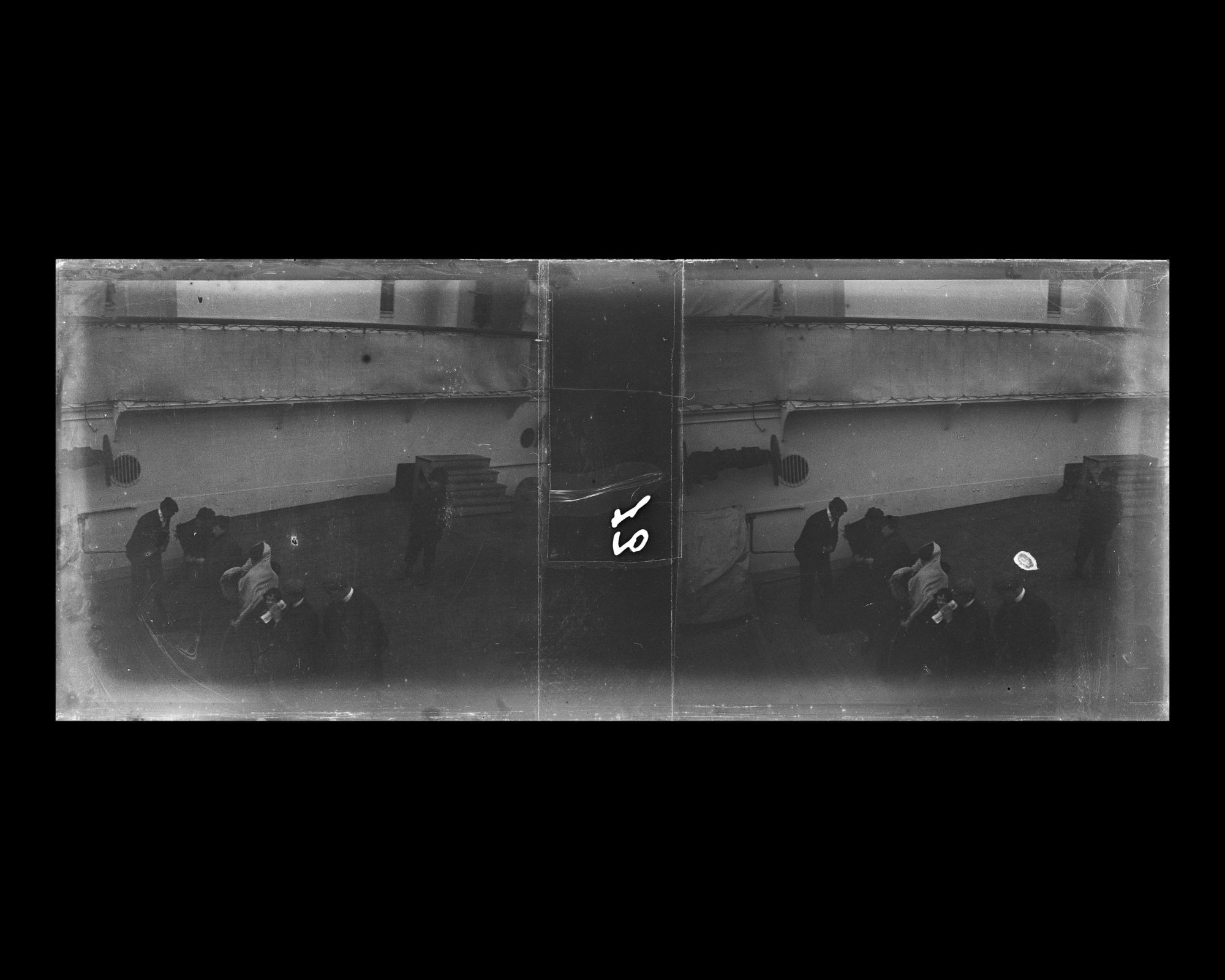 Image représentant Passagers de 2eme ou 3eme classe sur l'entrepont