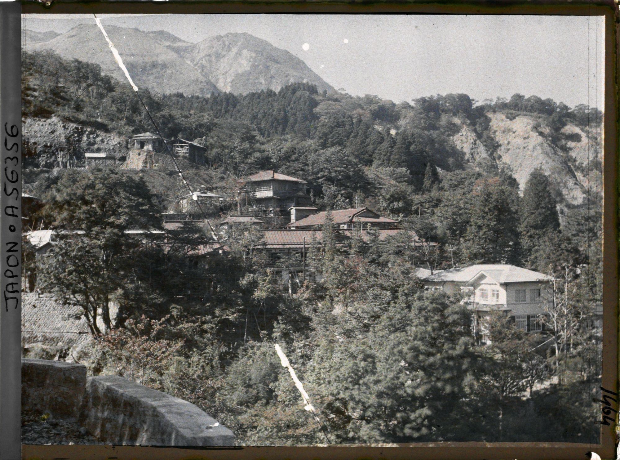 Image représentant Environs de Miyanoshita (ou Miyanoshita même)