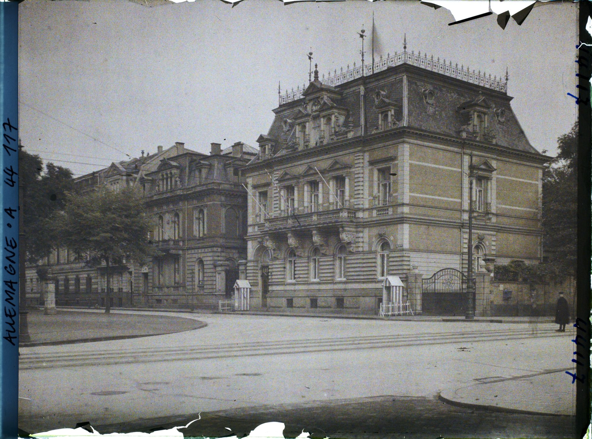 Image représentant Allemagne, Düsseldorf, Etat major de la 38e et Hôtel du Gal Ct le Corps d'Armée