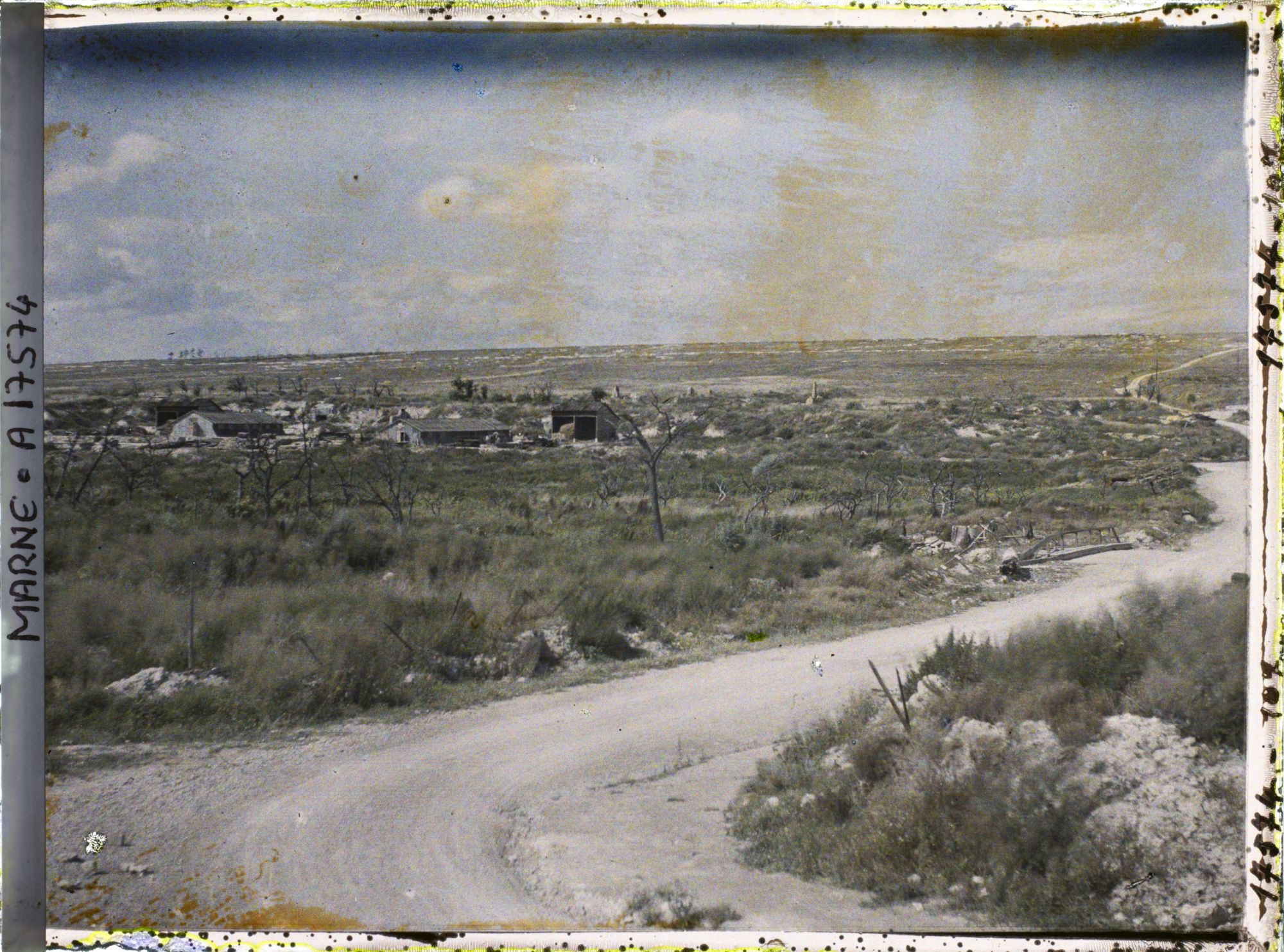 Image représentant France, Ste Marie à Py, Vue Générale