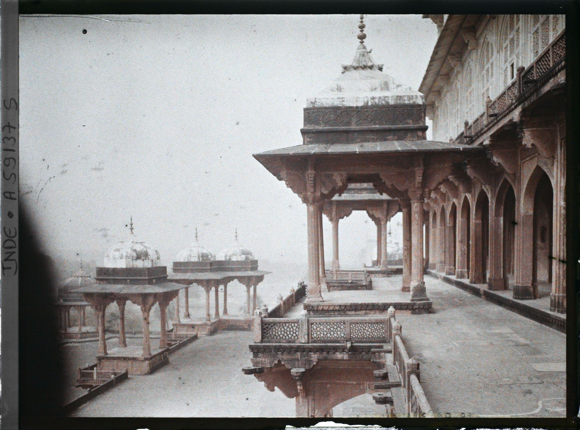 Image représentant Les terrasses du Mausolée d'Akbar