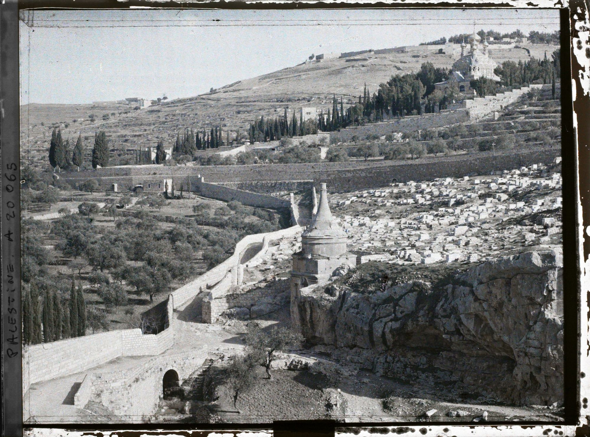 Image représentant Tombeau dit d'Absalon (Yav Avshalom)