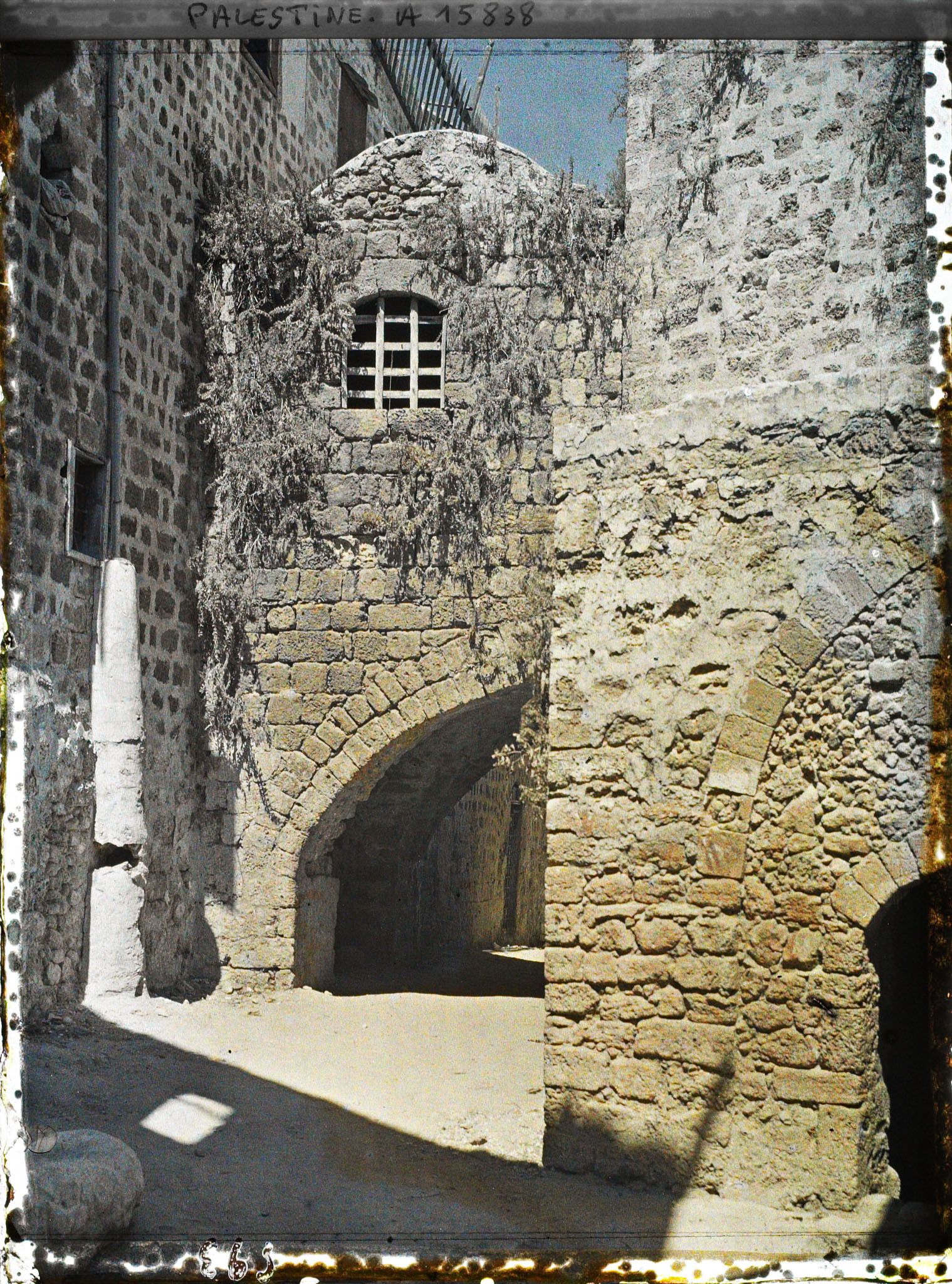 Image représentant Dans la vieille ville