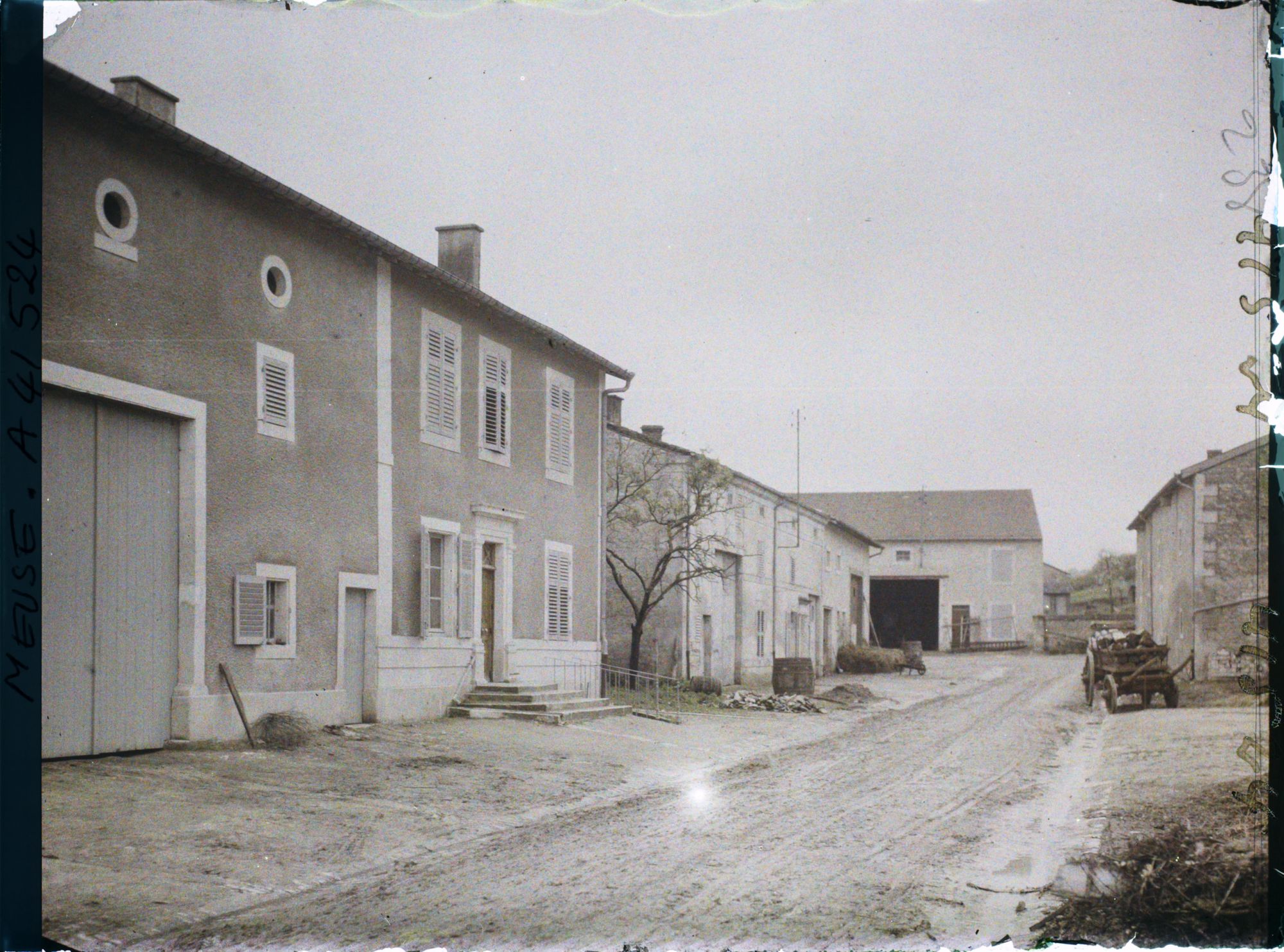 Image représentant France, Les Kœurs la Grande, Reconstructions