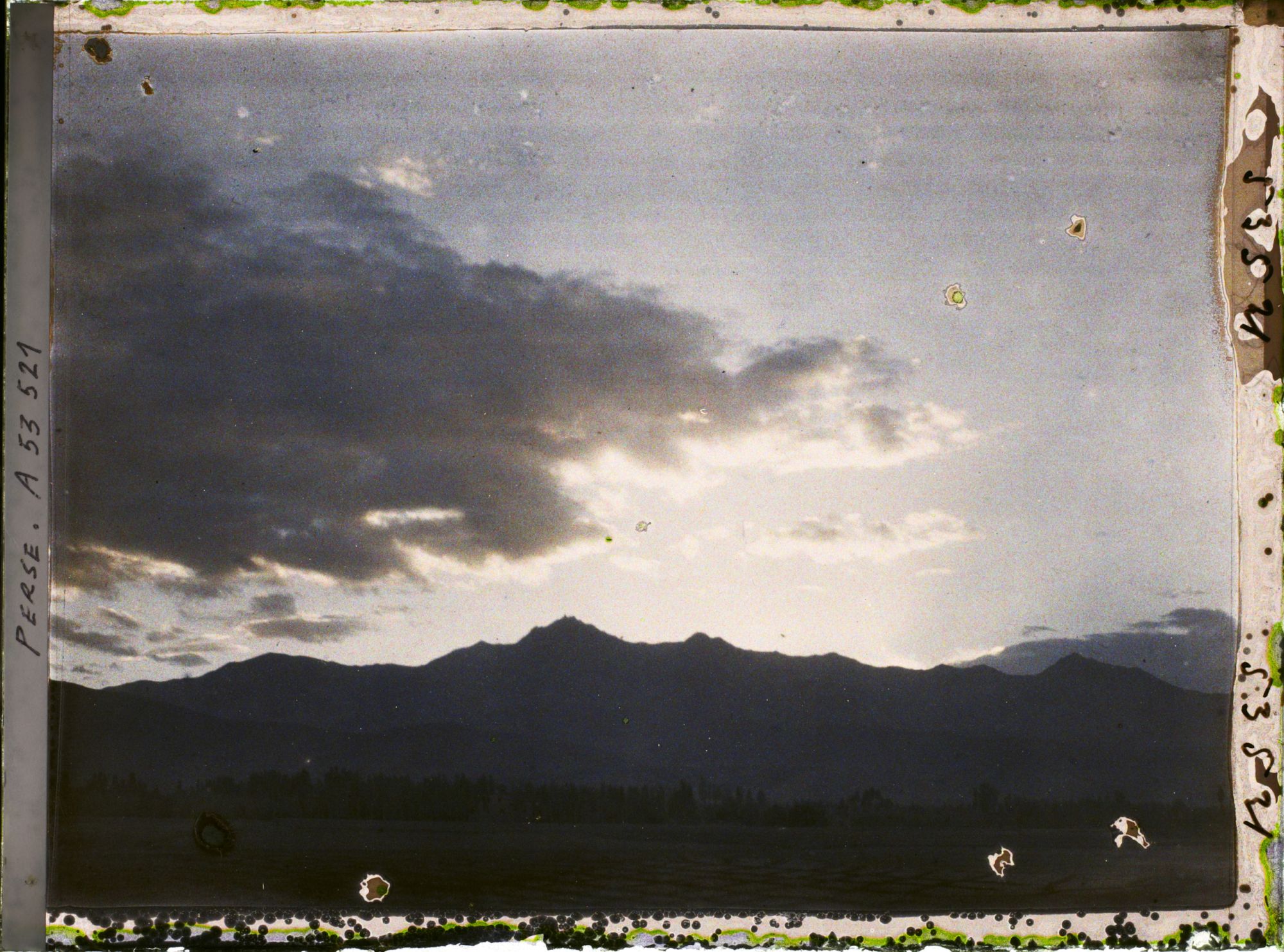 Image représentant Coucher de soleil sur le Kuh-e Alvand