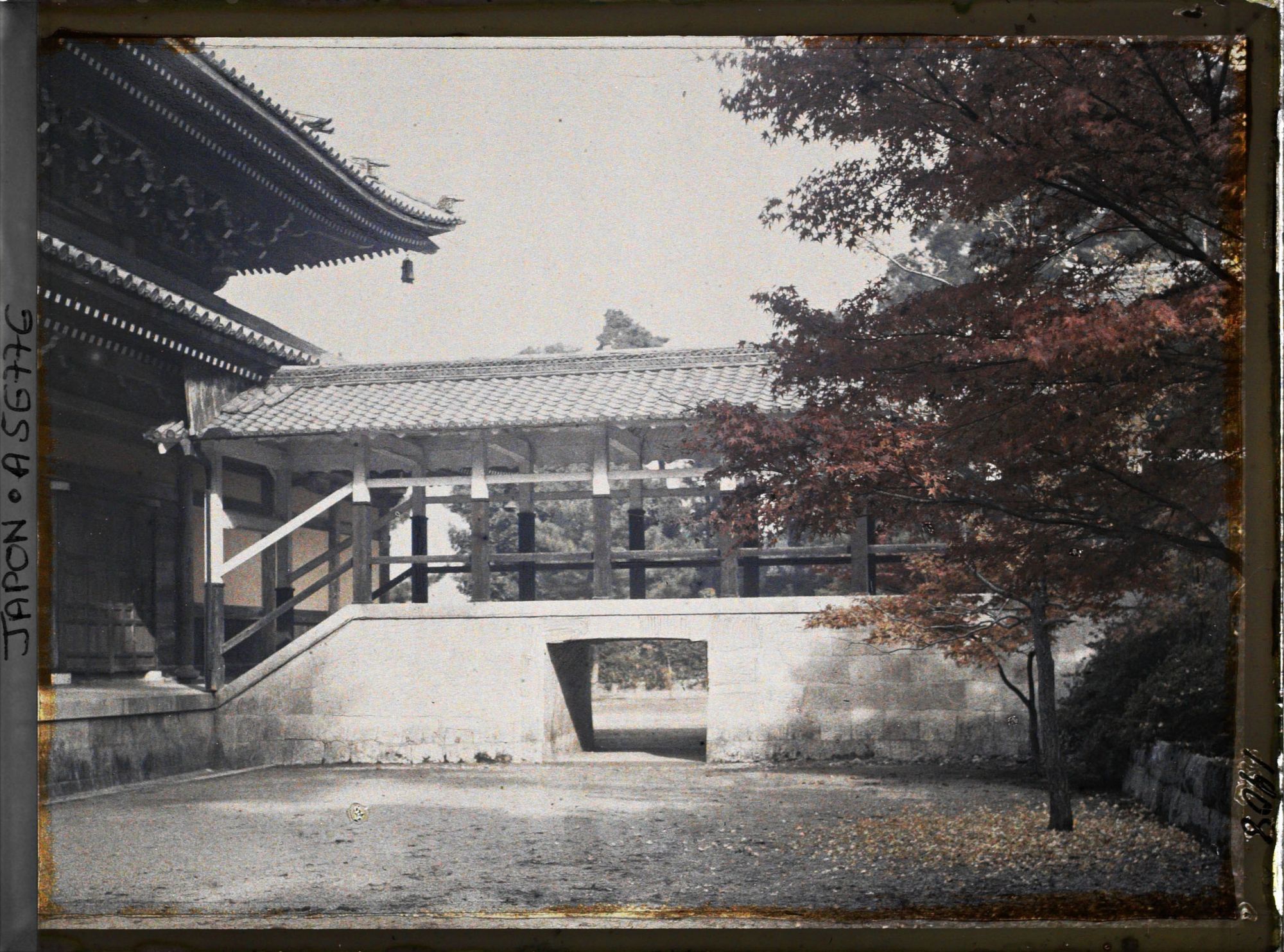 Image représentant Temple du Nanzen-ji : galerie couverte reliant le hattô au hôjô