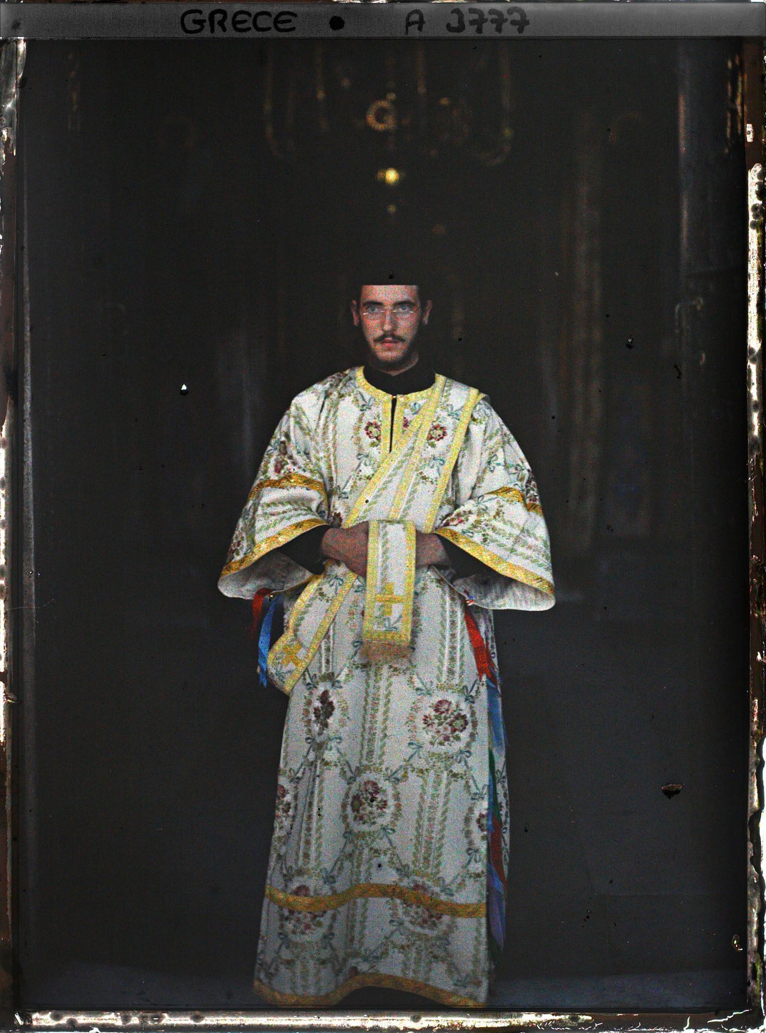 Image représentant Grèce, Mont-Athos, Vatopediou, Moine officiant